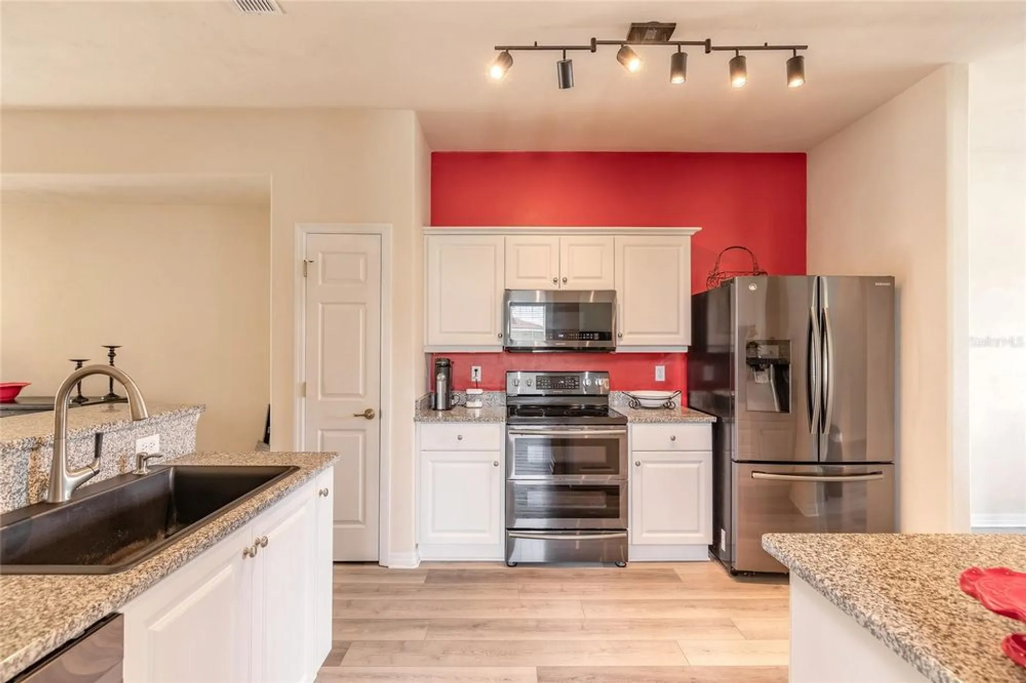 Property Slideshow image 26 of 51 | 354 n airport rd, New Smyrna Beach, FL, 32168
