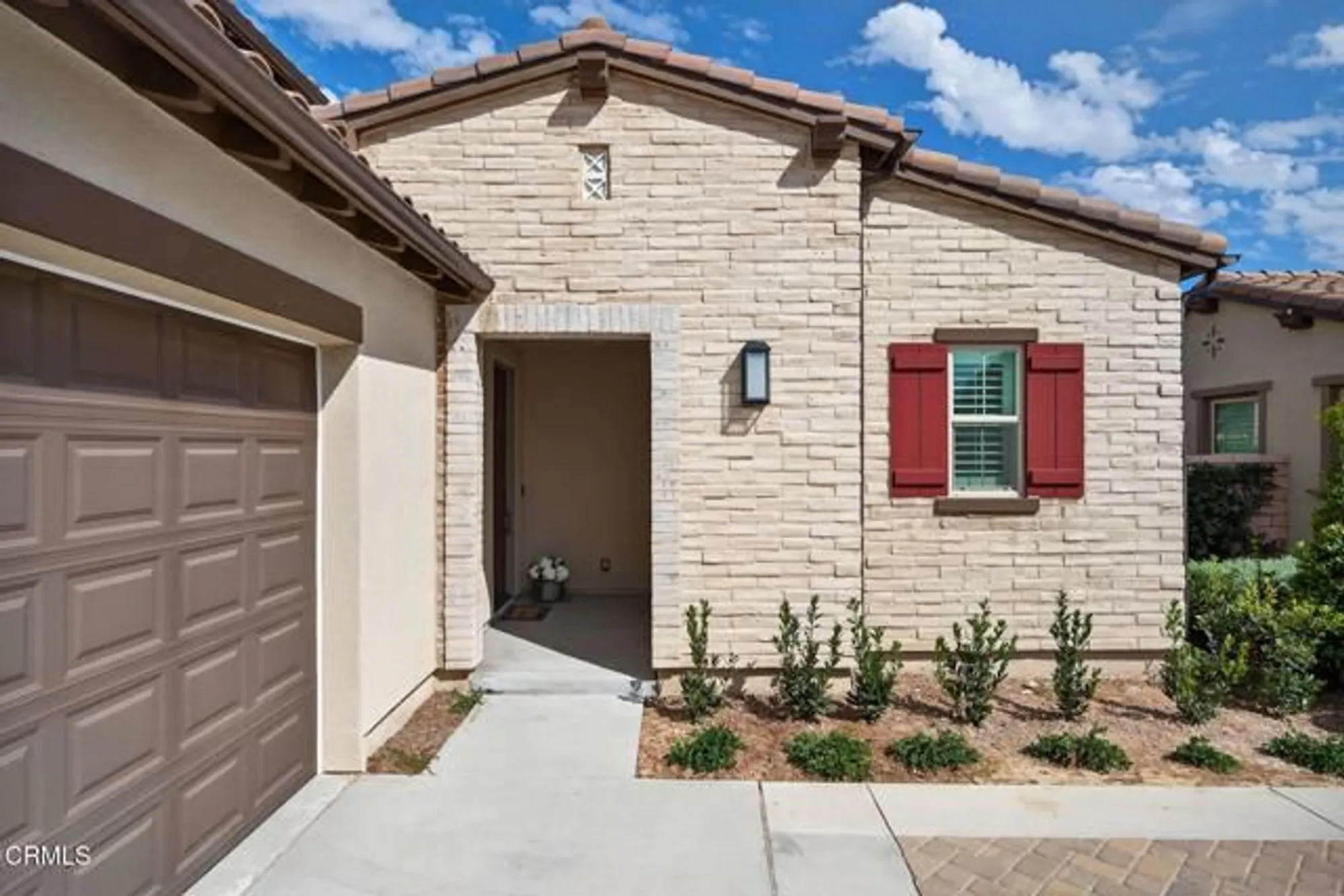 Property Slideshow image 2 of 78 | 2420 quartsite dr, Camarillo, CA, 93012