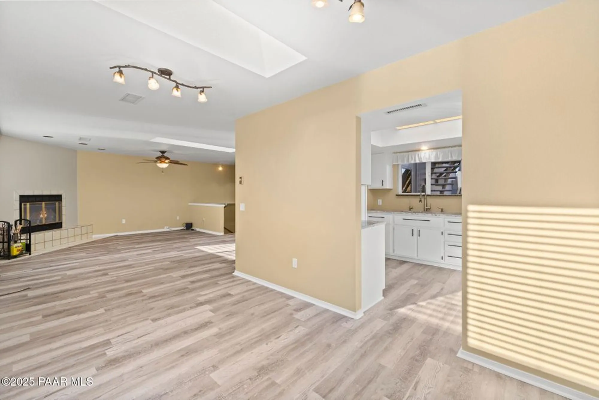 Property Slideshow image 12 of 77 | 4921 summit cir, Prescott, AZ, 86301