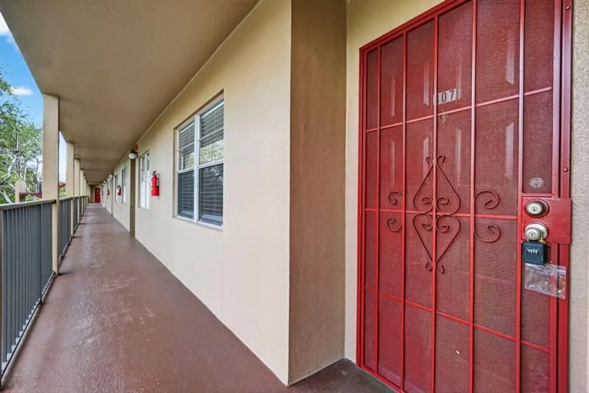 Property Slideshow image 7 of 42 | 12750 sw 4th ct 307j, Pembroke Pines, FL, 33027