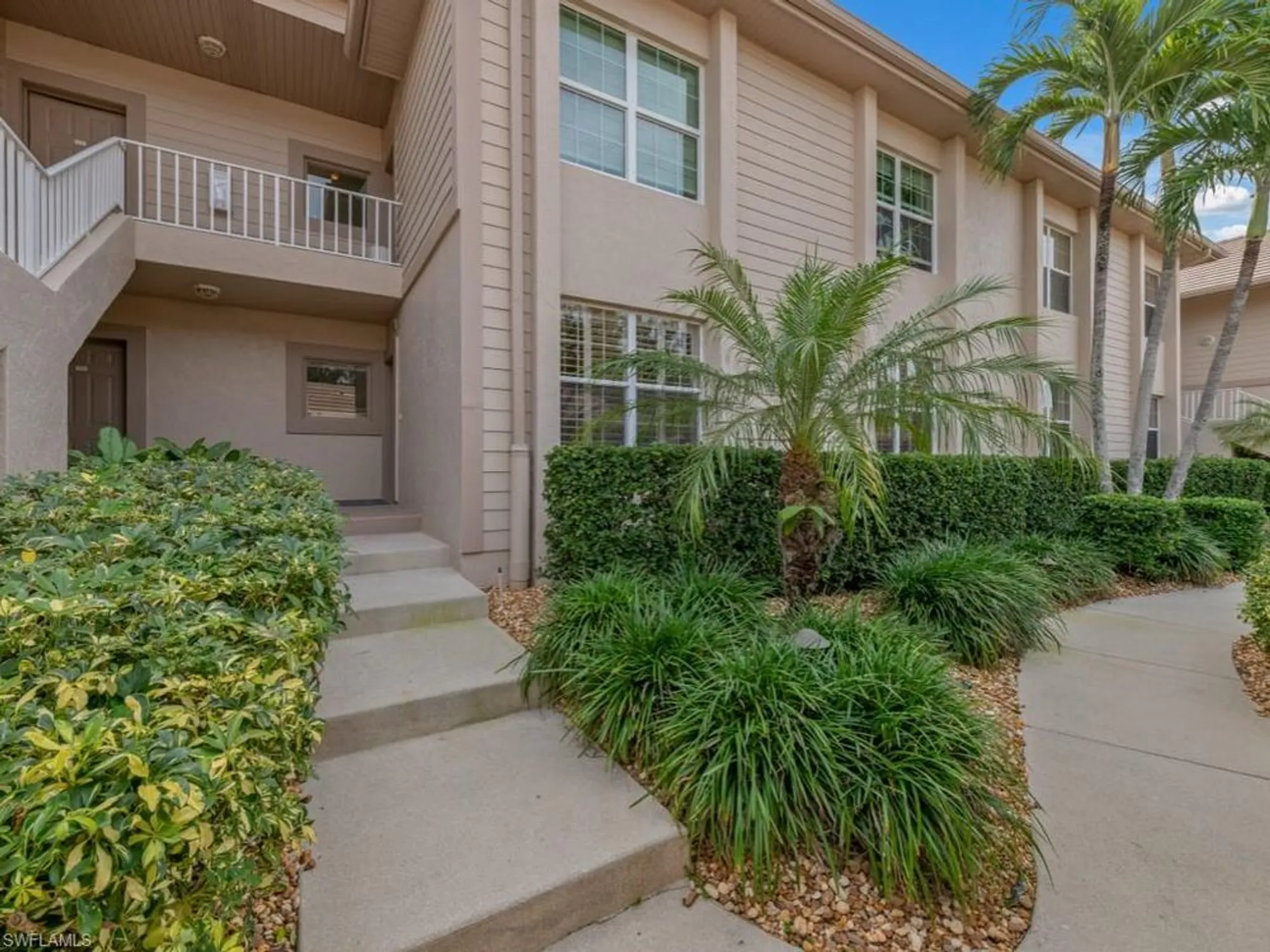 Property Slideshow image 17 of 30 | 4081 bayhead dr apt 102, Bonita Springs, FL, 34134