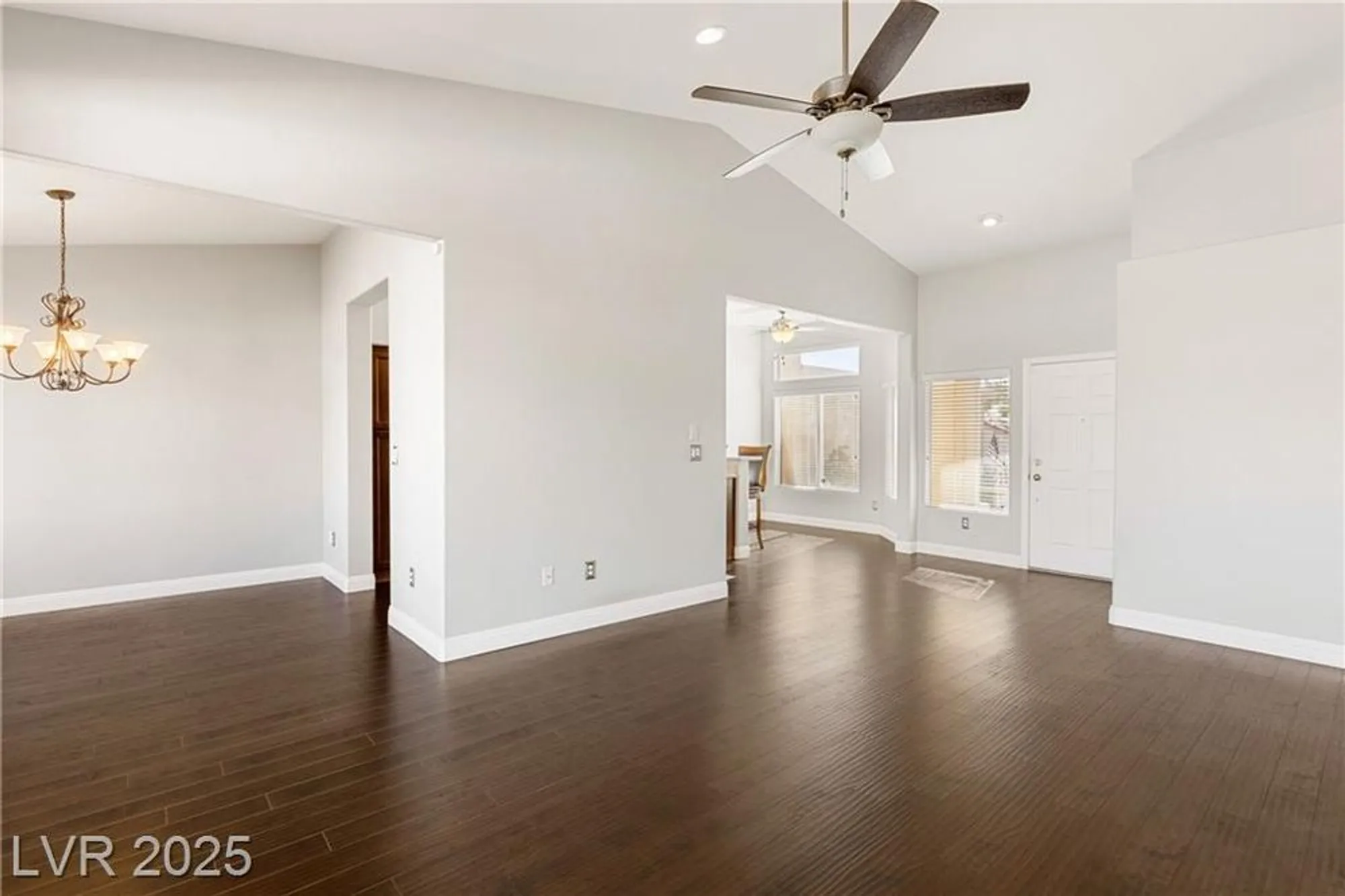 Property Slideshow image 6 of 27 | 10416 frostburg ln, Las Vegas, NV, 89134