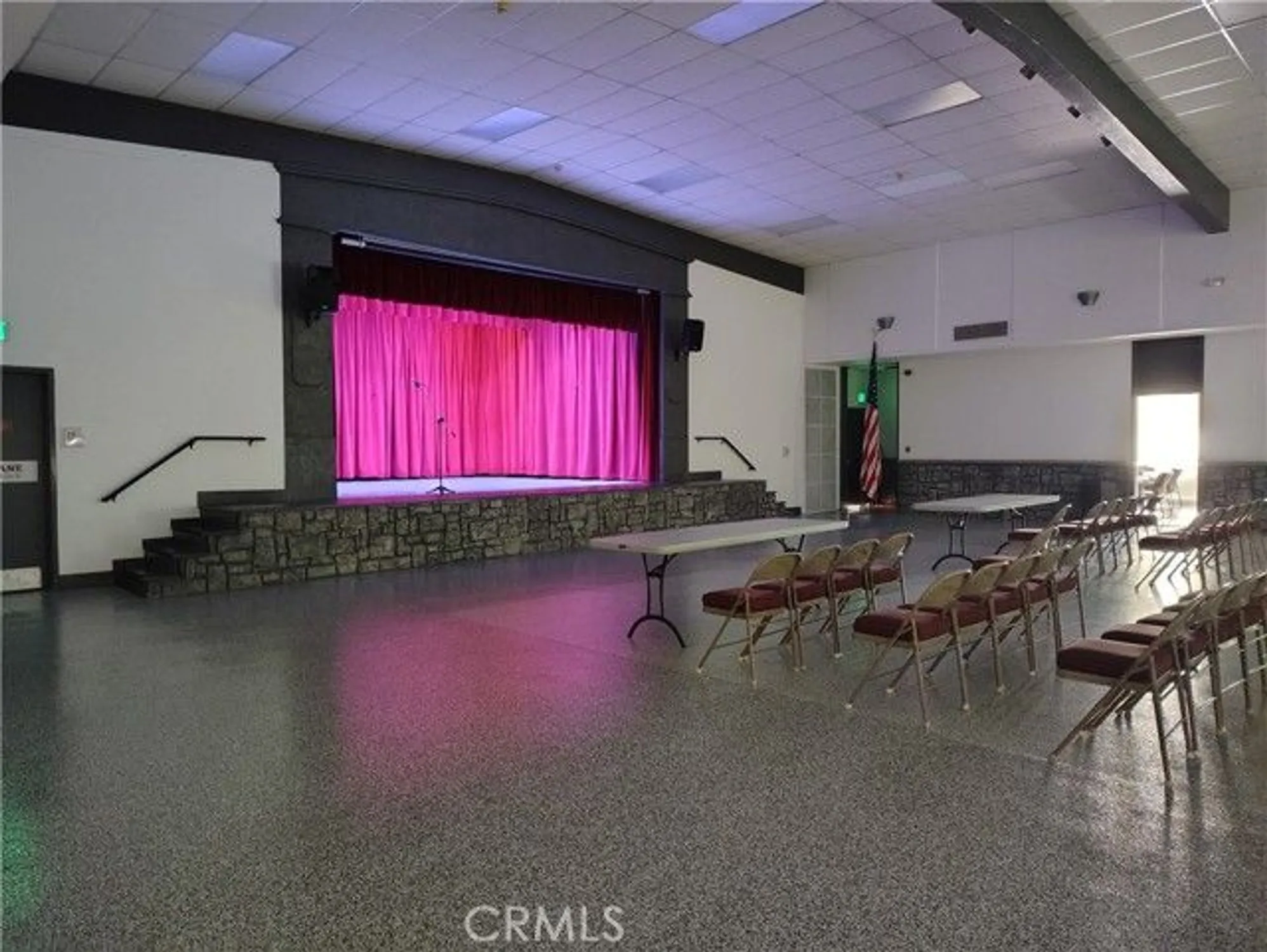 Property Slideshow image 27 of 35 | 26373 oak highland dr e, Newhall, CA, 91321