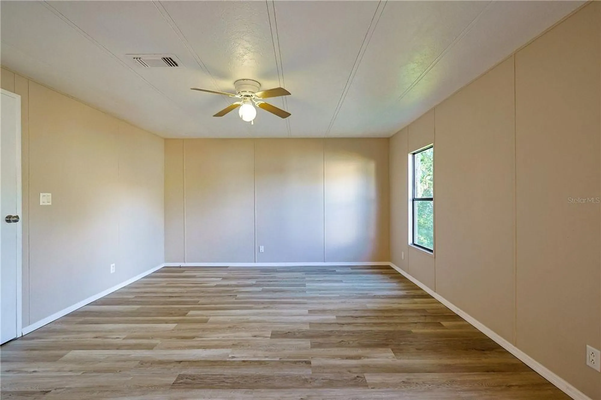 Property Slideshow image 13 of 52 | 111 sugar maple ave, Wildwood, FL, 34785