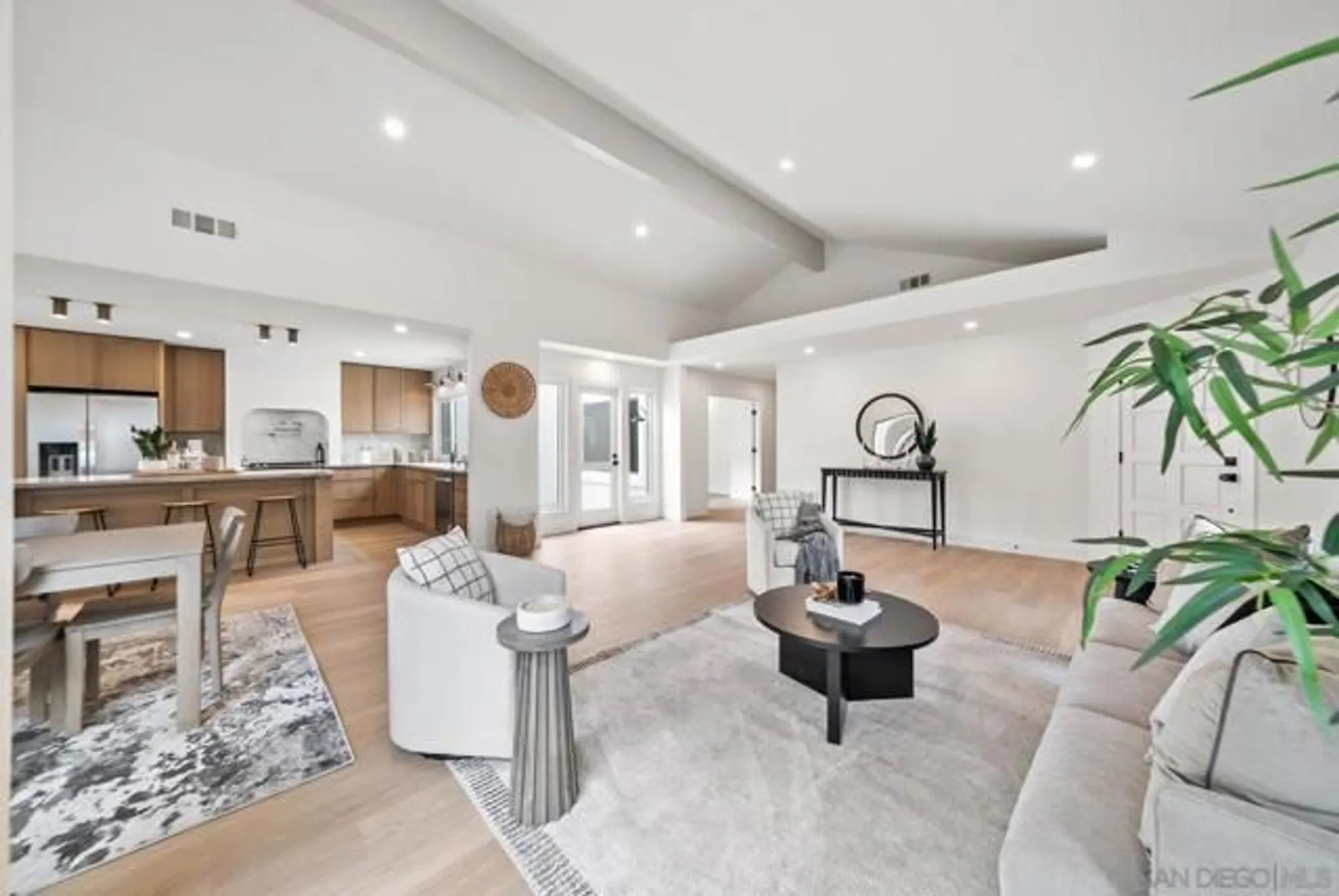 Property Slideshow image 9 of 30 | 4737 galicia way, Oceanside, CA, 92056