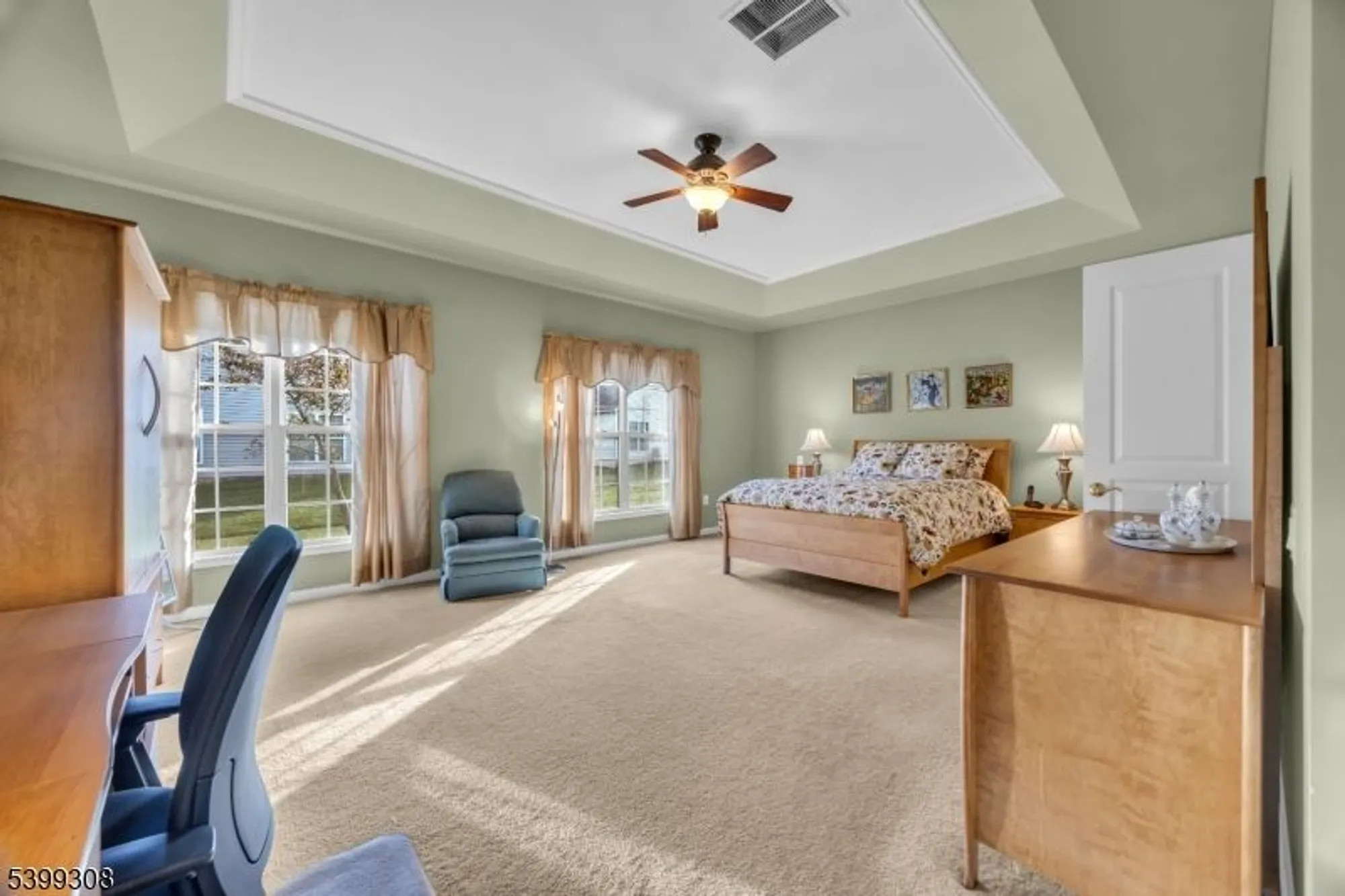 Property Slideshow image 27 of 44 | 324 biltmore ln, Somerset, NJ, 08873