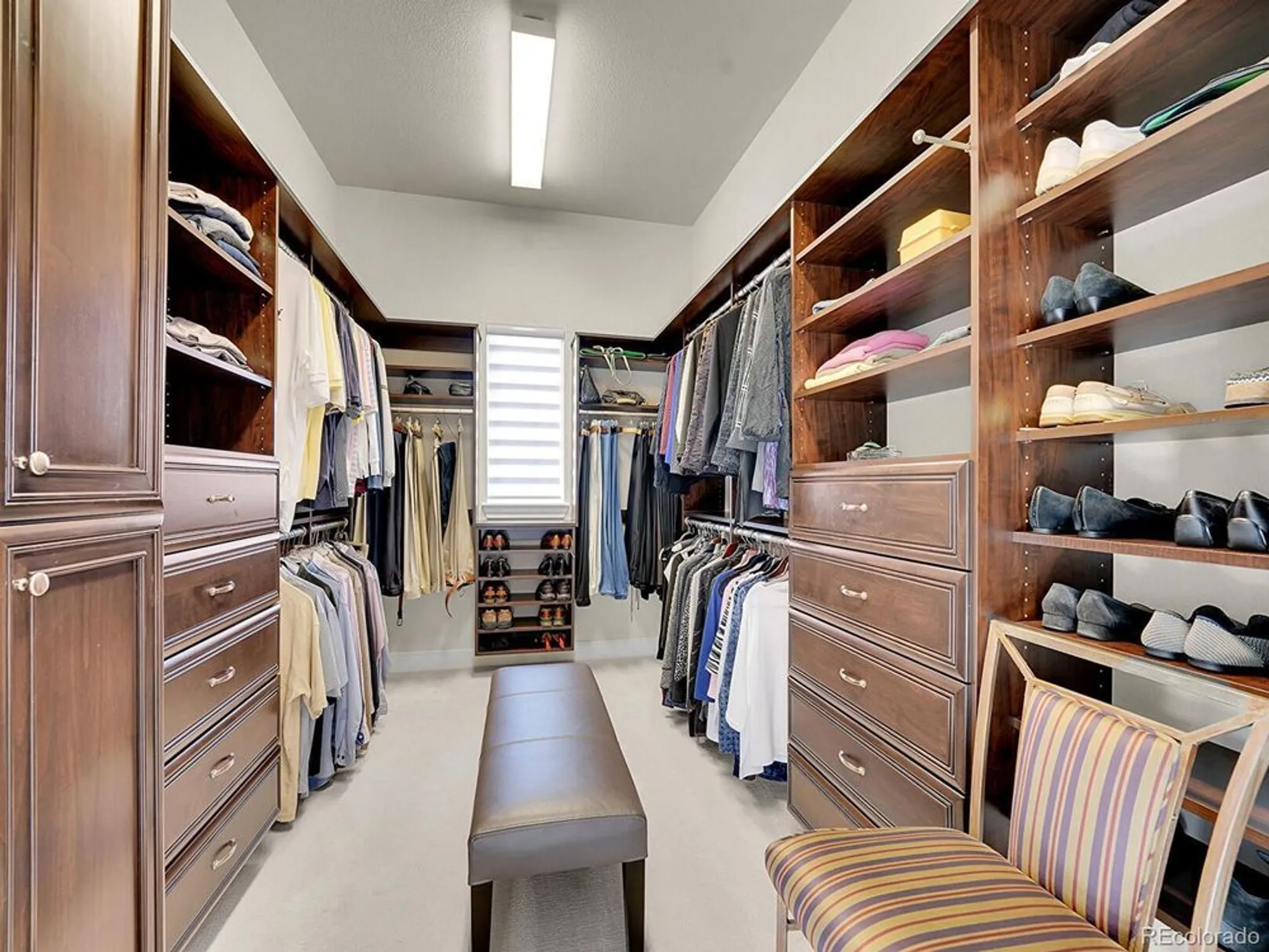 Property Slideshow image 23 of 47 | 23071 e del norte cir, Aurora, CO, 80016