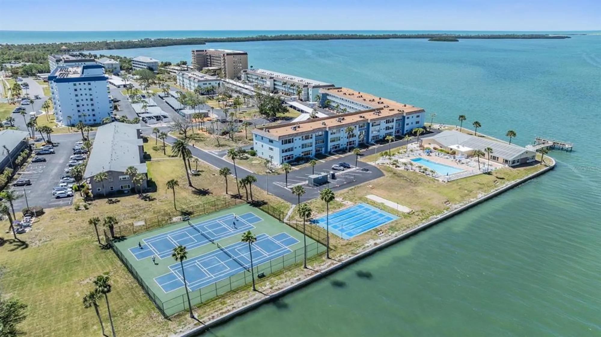 Property Slideshow image 42 of 60 | 9 haig pl 104, Dunedin, FL, 34698