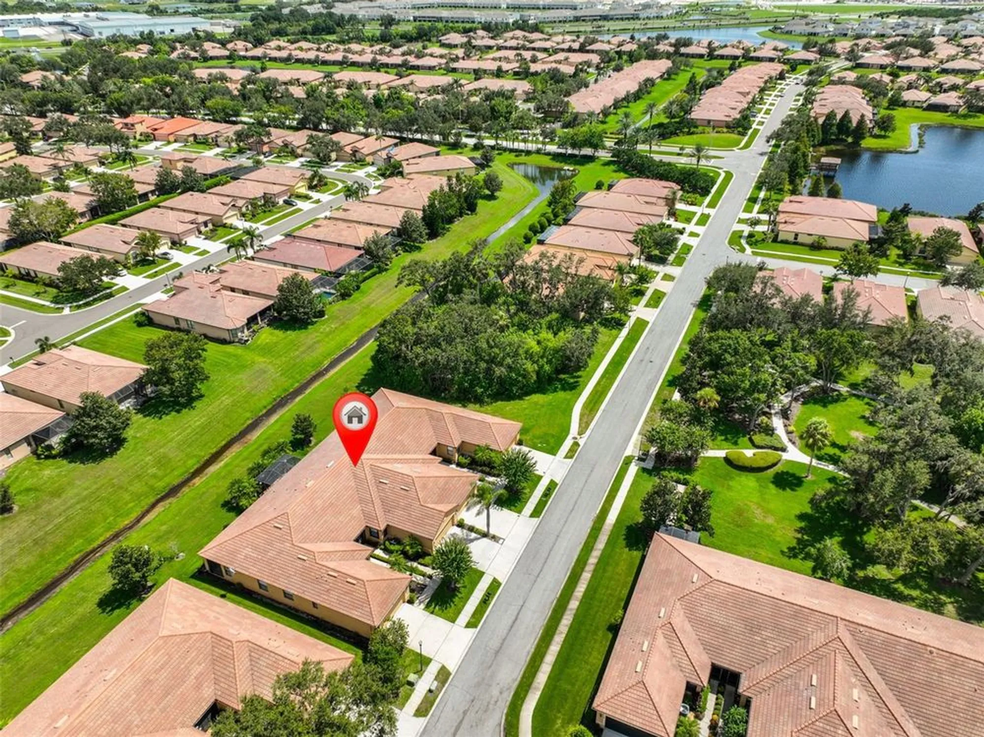 Property Slideshow image 47 of 75 | 5831 sunset falls dr, Apollo Beach, FL, 33572
