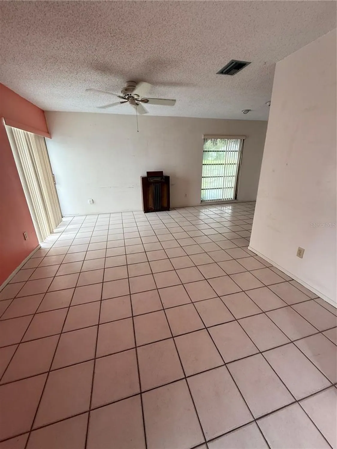Property Slideshow image 5 of 35 | 1619 whithorn pl d, Palm Harbor, FL, 34684