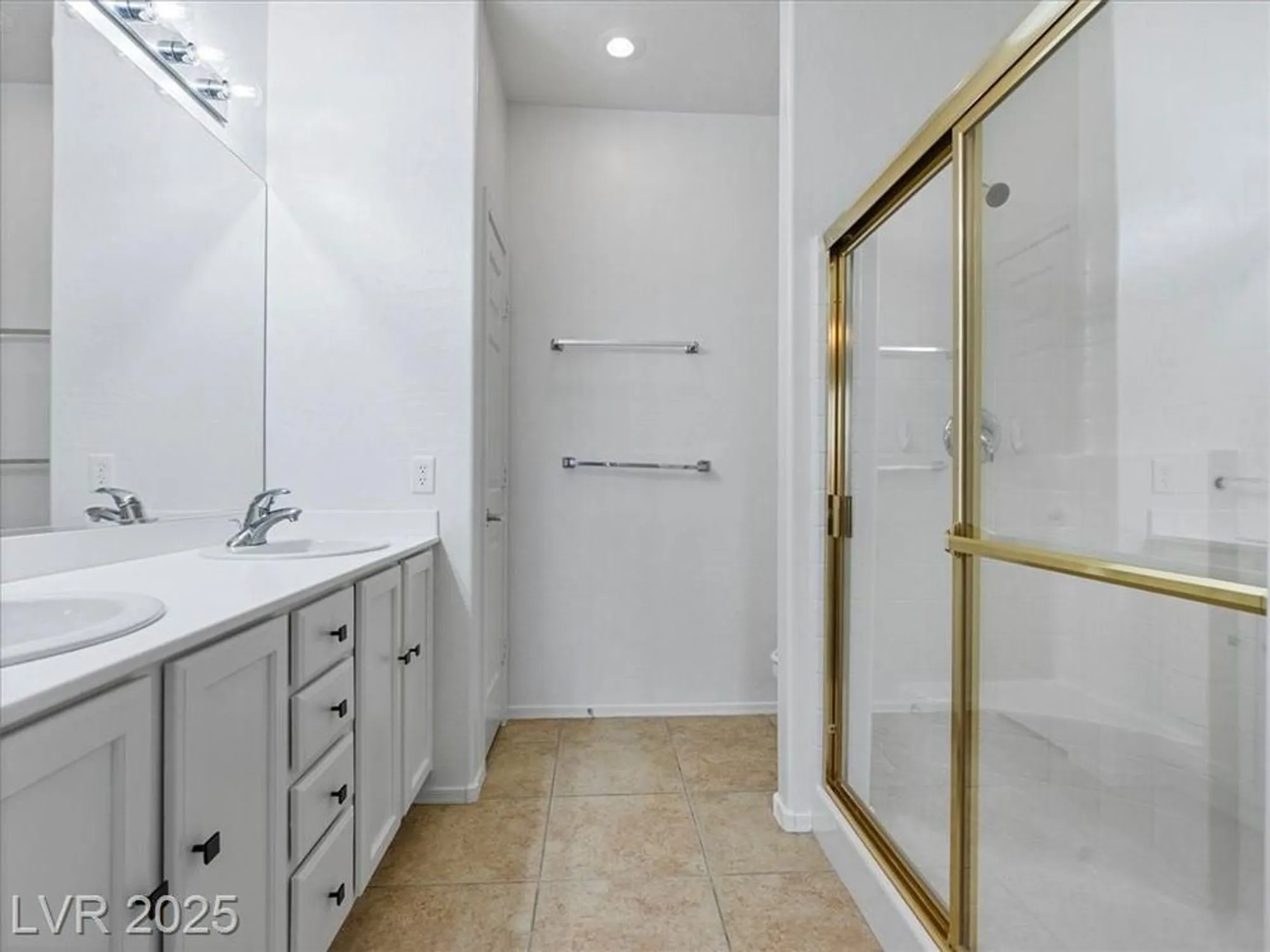 Property Slideshow image 16 of 24 | 7713 lily trotter st, North Las Vegas, NV, 89084