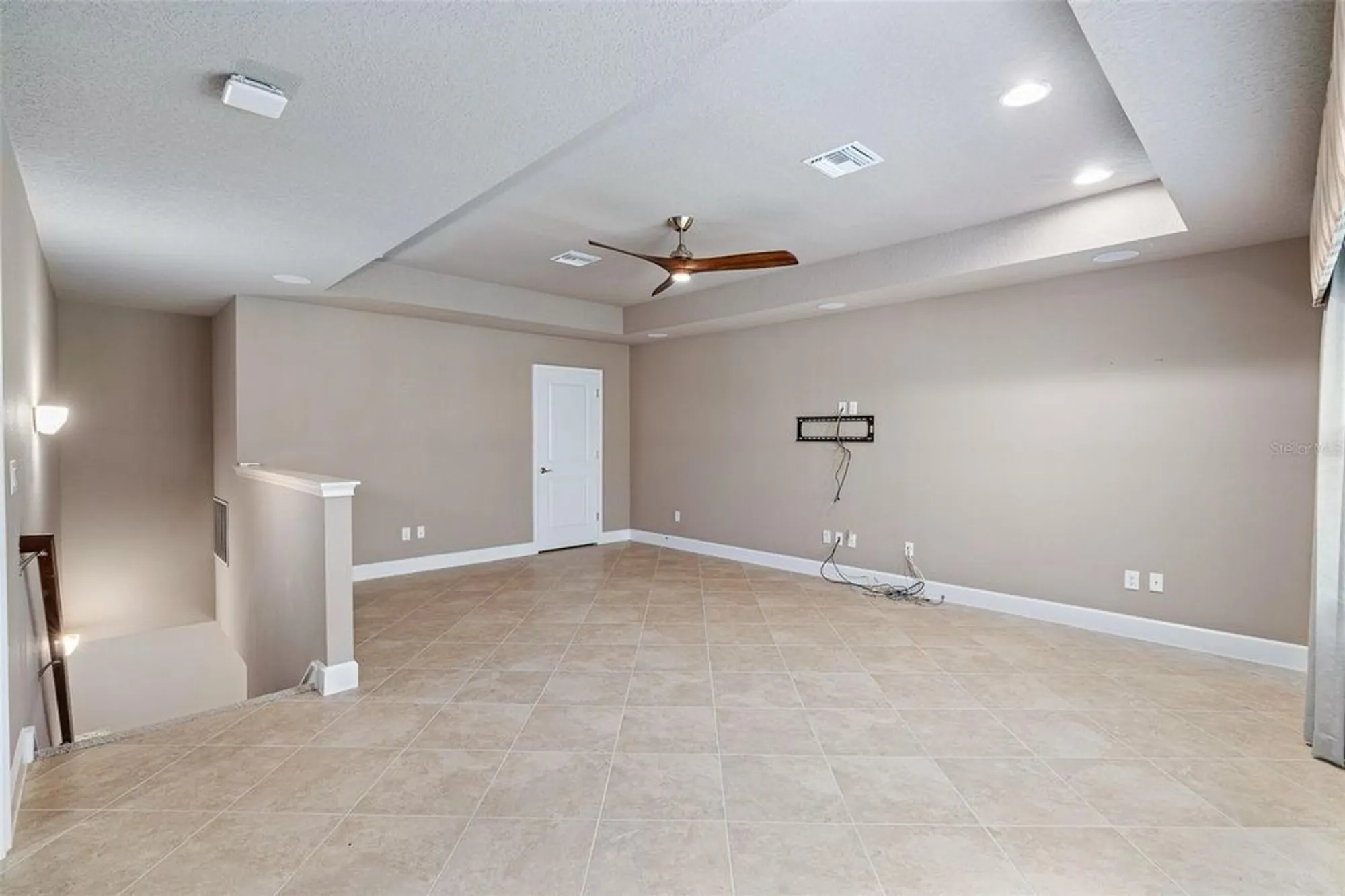 Property Slideshow image 33 of 62 | 829 pinewood dr, Ormond Beach, FL, 32174