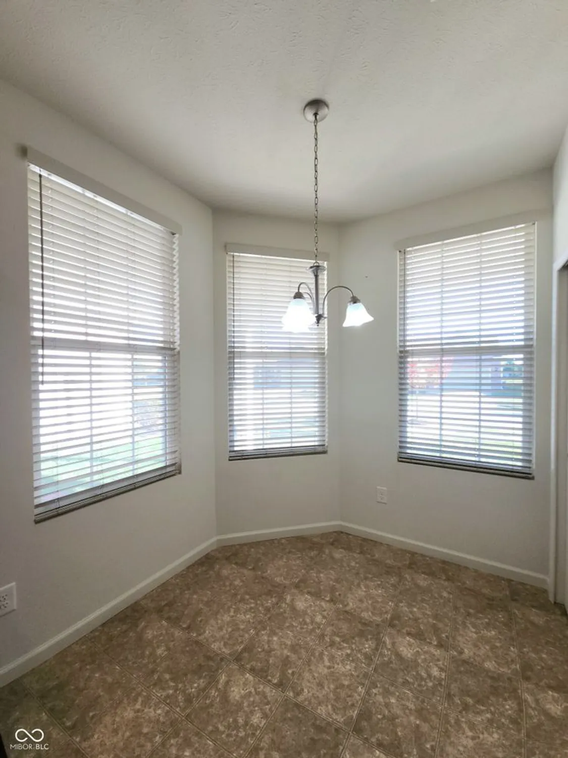 Property Slideshow image 11 of 56 | 4889 lilium dr, Plainfield, IN, 46168