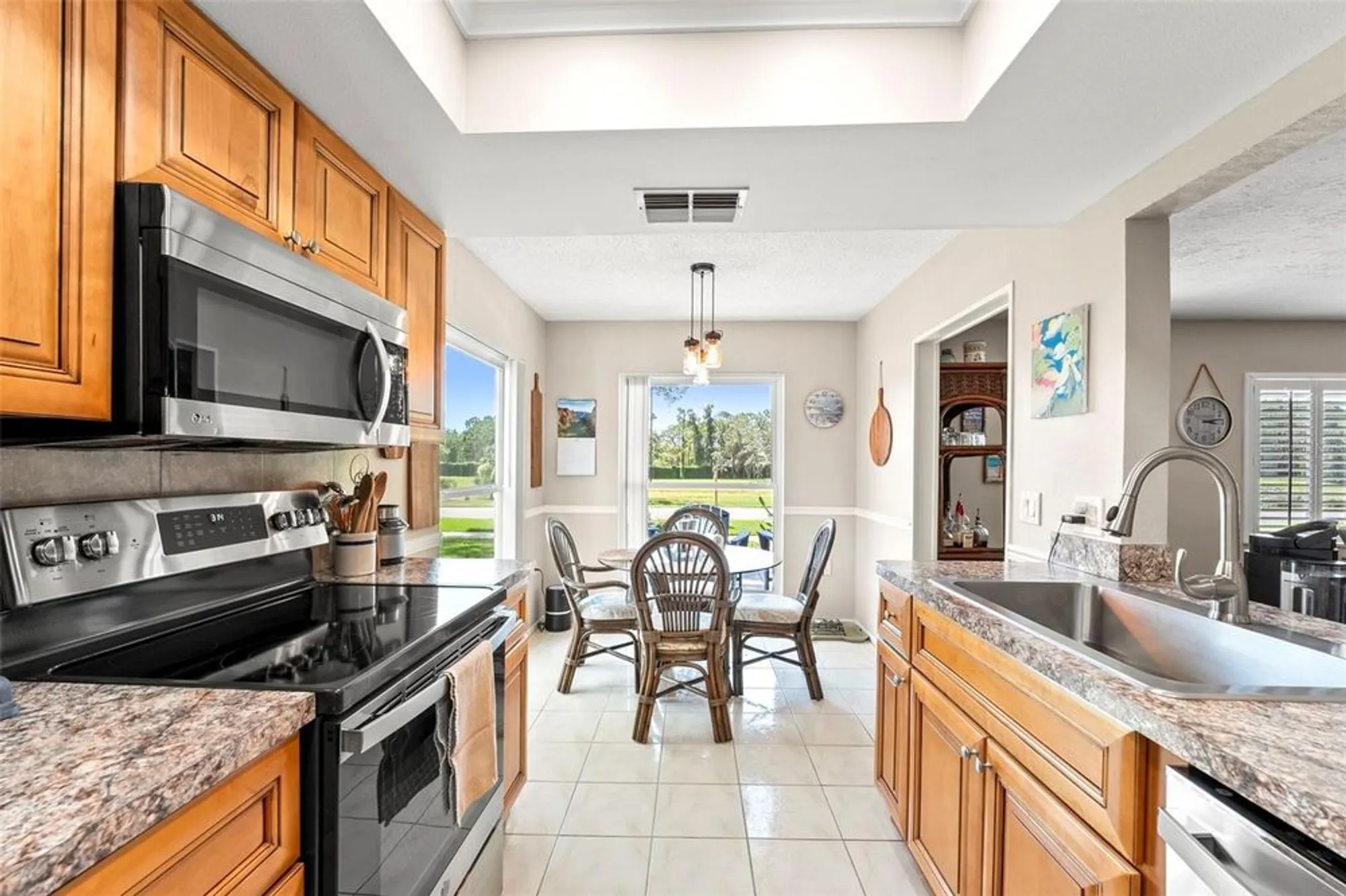 Property Slideshow image 13 of 48 | 6282 darien way, Spring Hill, FL, 34606
