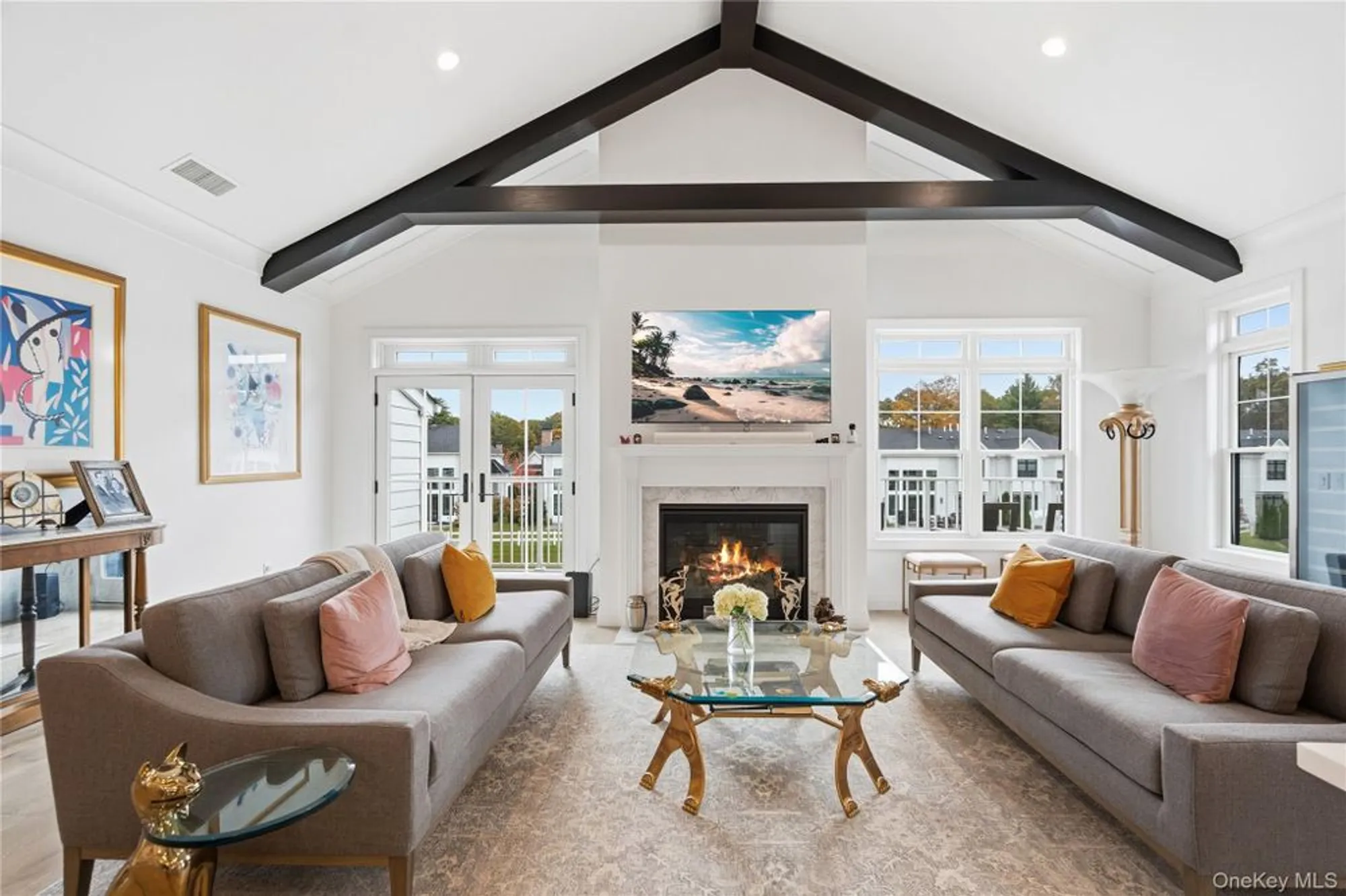 Property Slideshow image 4 of 29 | 86202 spruce pond cir # 744, Plainview, NY, 11803