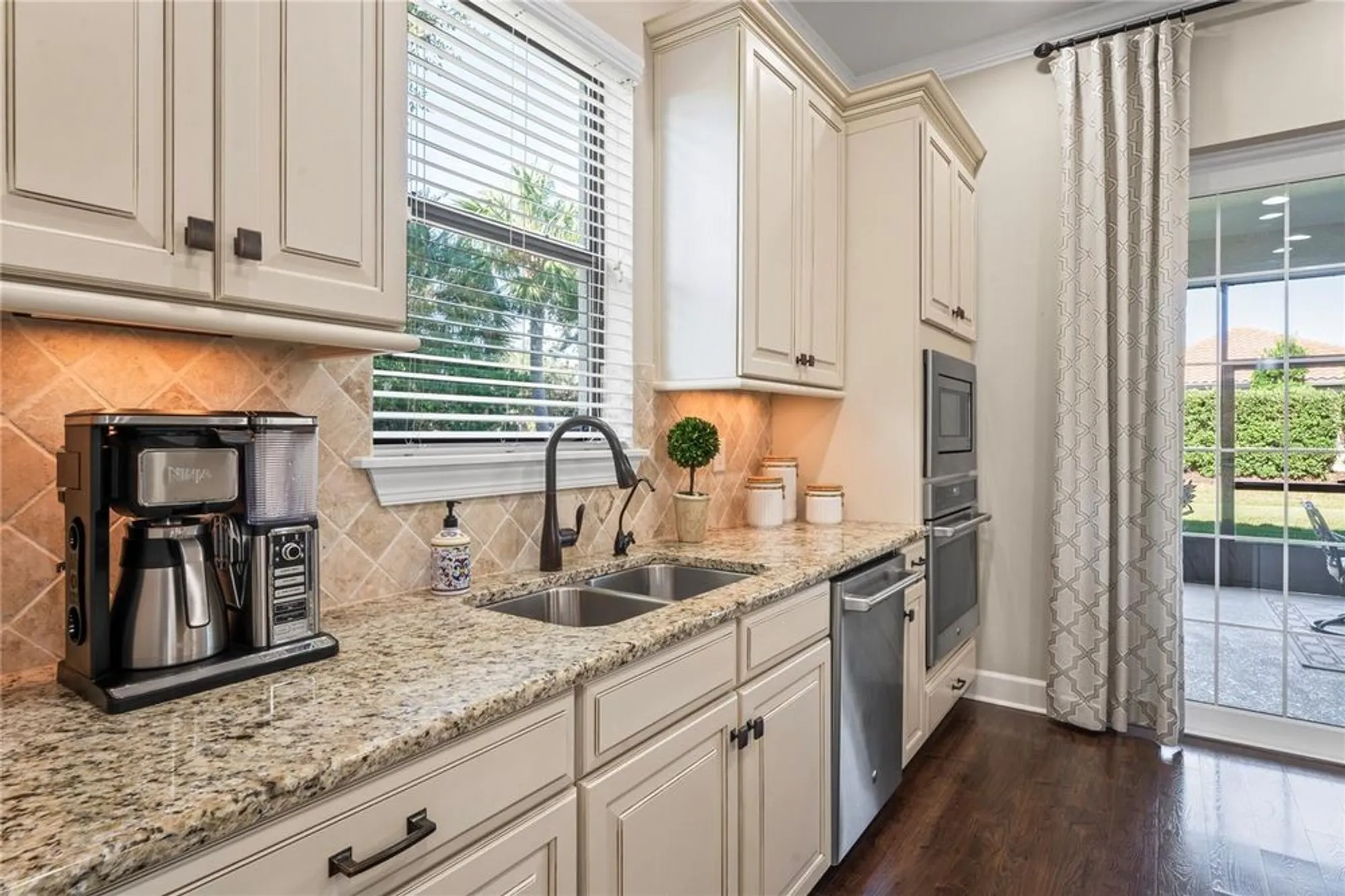 Property Slideshow image 21 of 78 | 11465 bitola dr, Odessa, FL, 33556