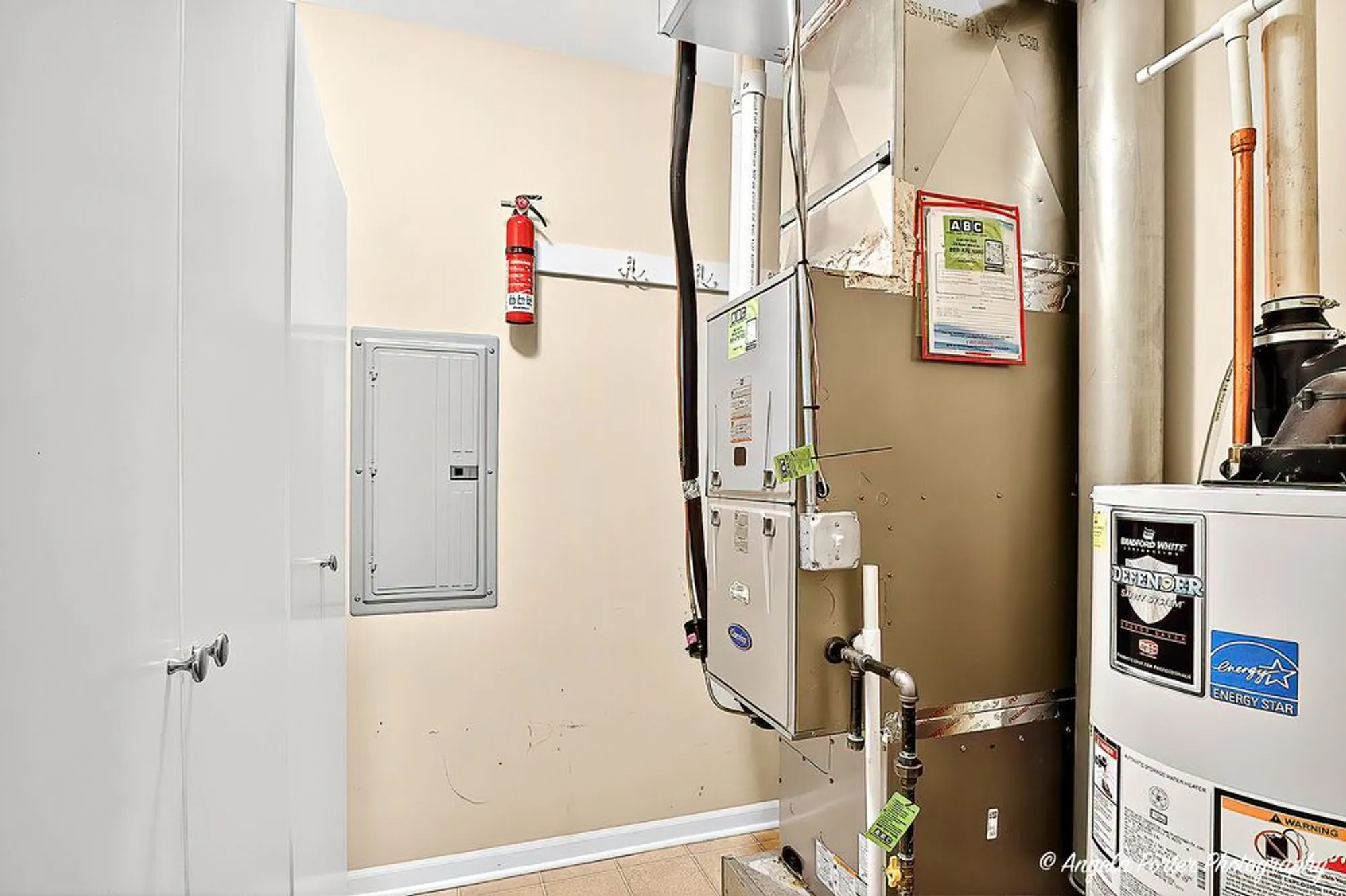 Property Slideshow image 27 of 29 | 806 madison ave, Mchenry, IL, 60050