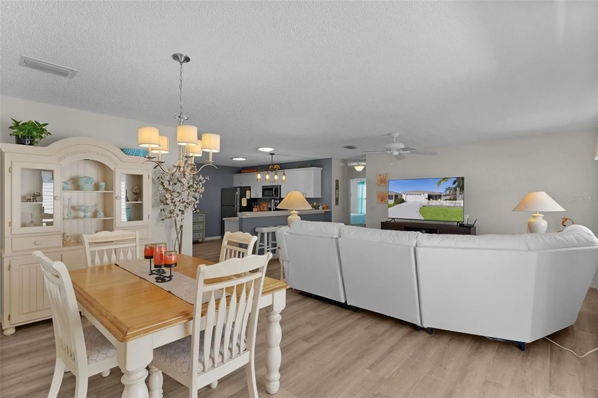 Property Slideshow image 10 of 44 | 2063 thornton ter, The Villages, FL, 32162