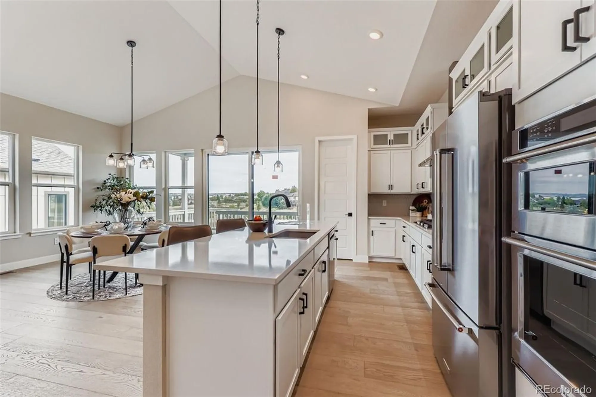 Property Slideshow image 11 of 39 | 2165 grayside cir, Castle Rock, CO, 80109