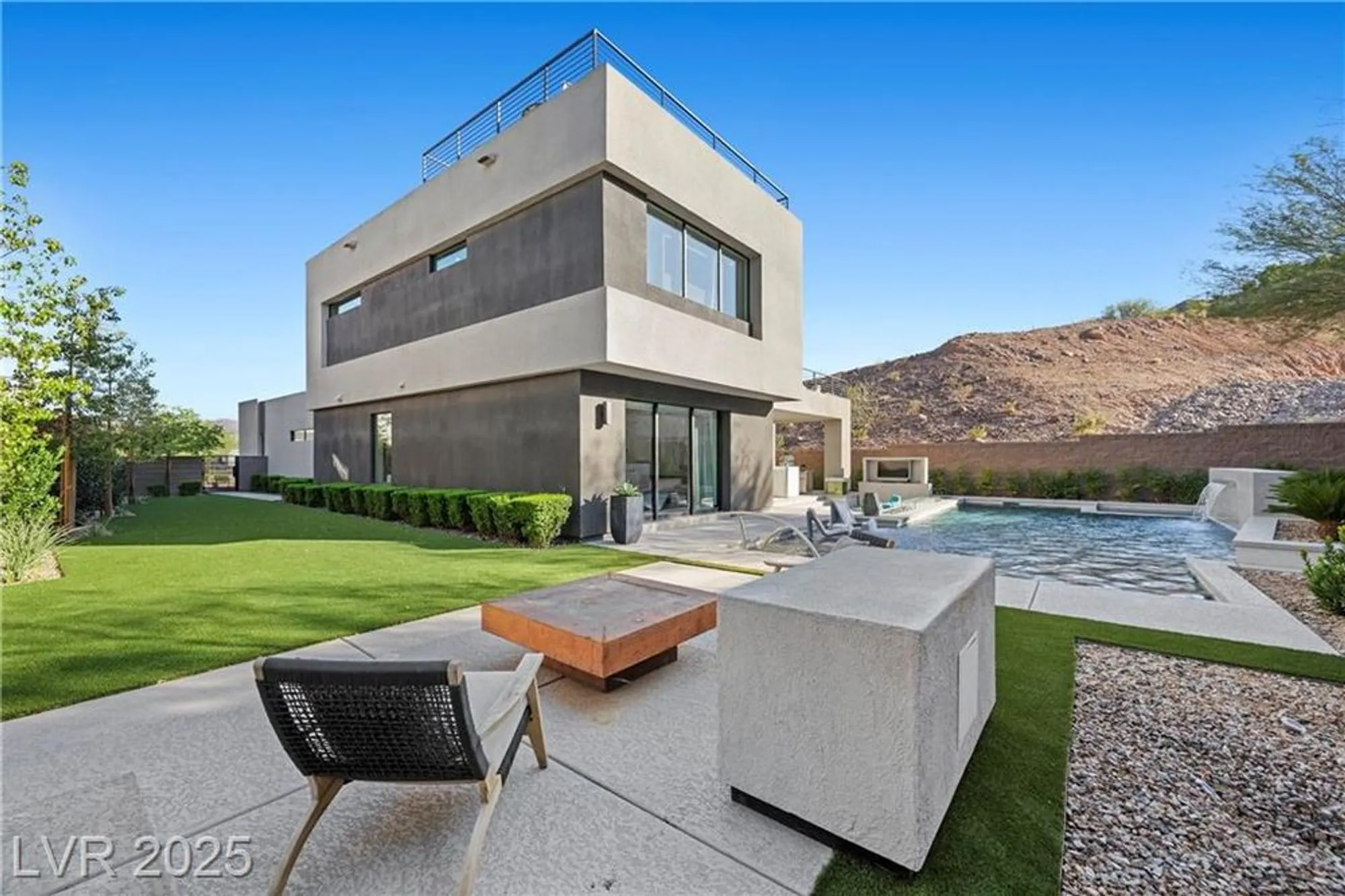 Property Slideshow image 83 of 99 | 5 highland cove ln, Henderson, NV, 89011