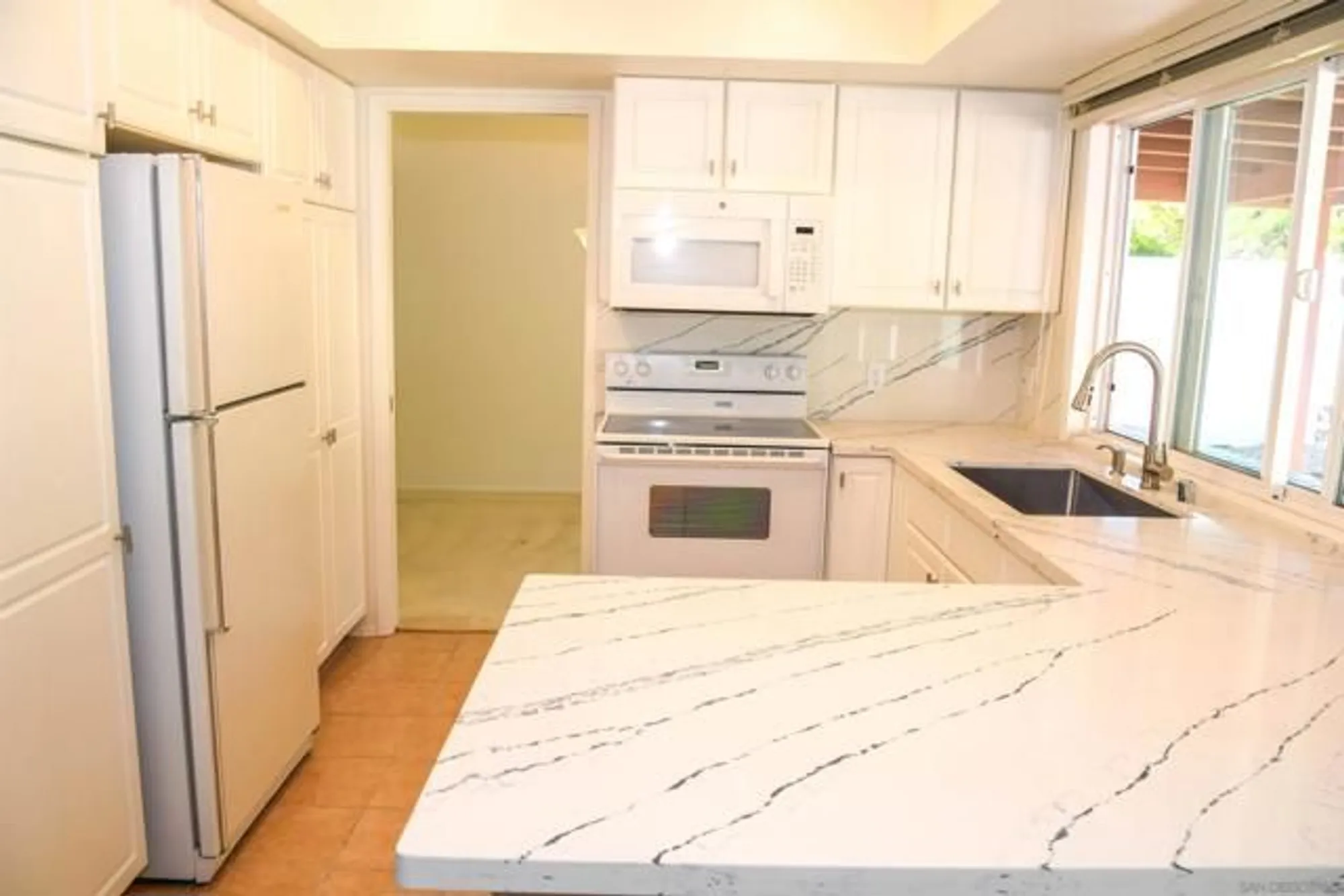 Property Slideshow image 11 of 56 | 16734 bernardo oaks dr, San Diego, CA, 92128