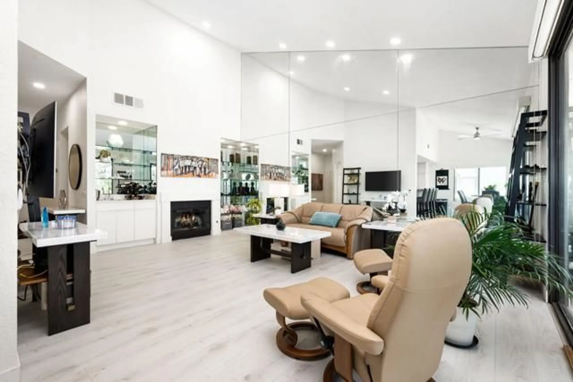 Property Slideshow image 6 of 36 | 54912 shoal crk, La Quinta, CA, 92253