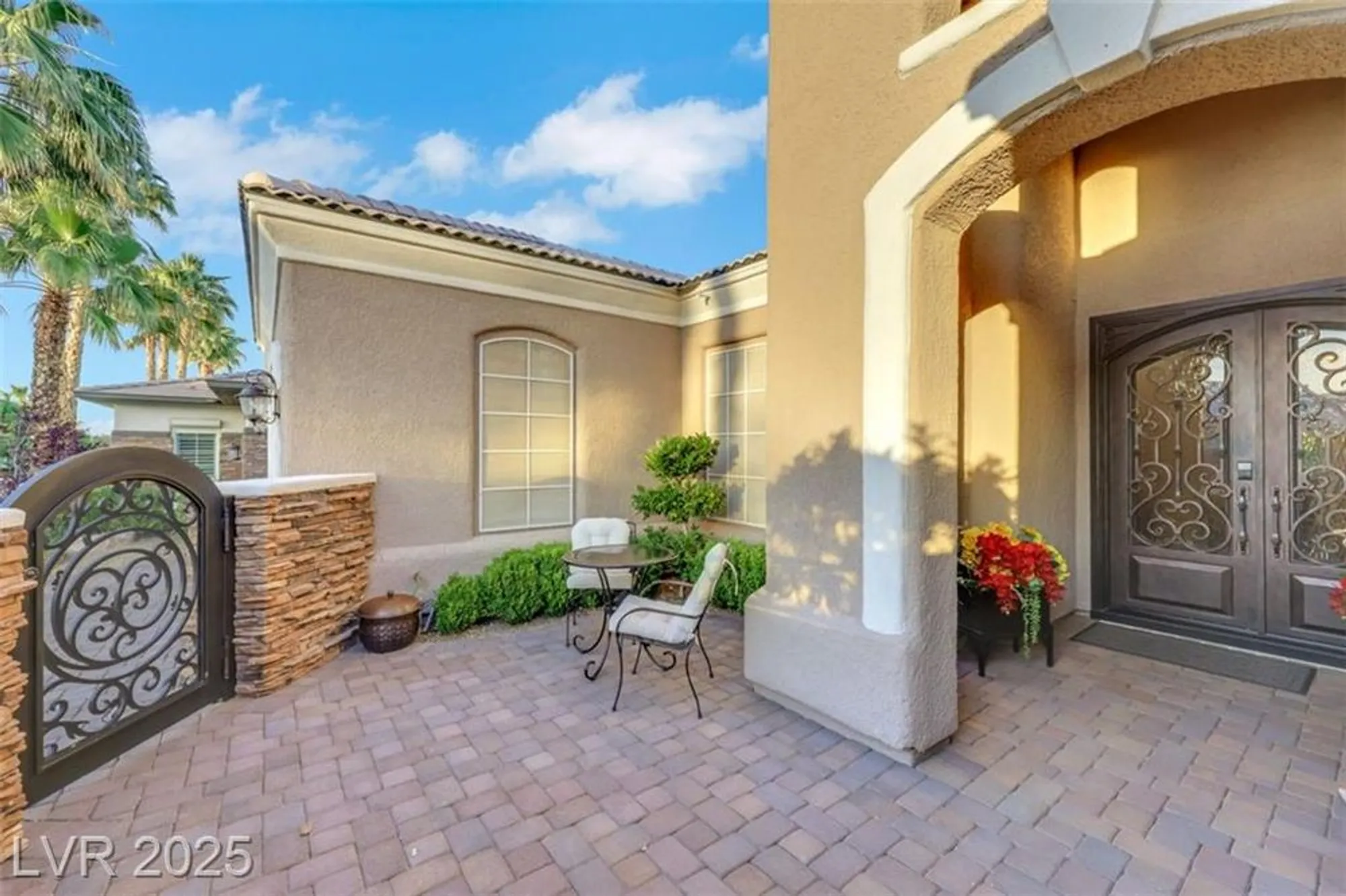 Property Slideshow image 10 of 63 | 4286 pacifico ln, Las Vegas, NV, 89135