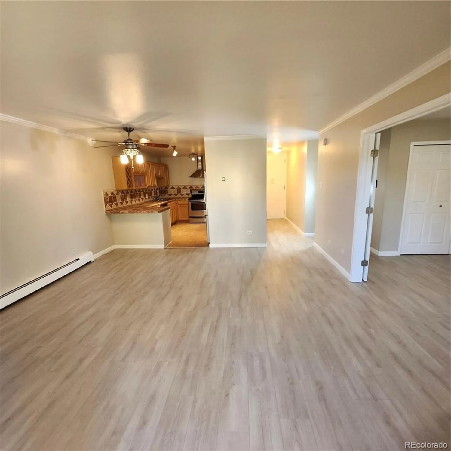 Property Slideshow image 13 of 48 | 755 s clinton st 6b, Denver, CO, 80247