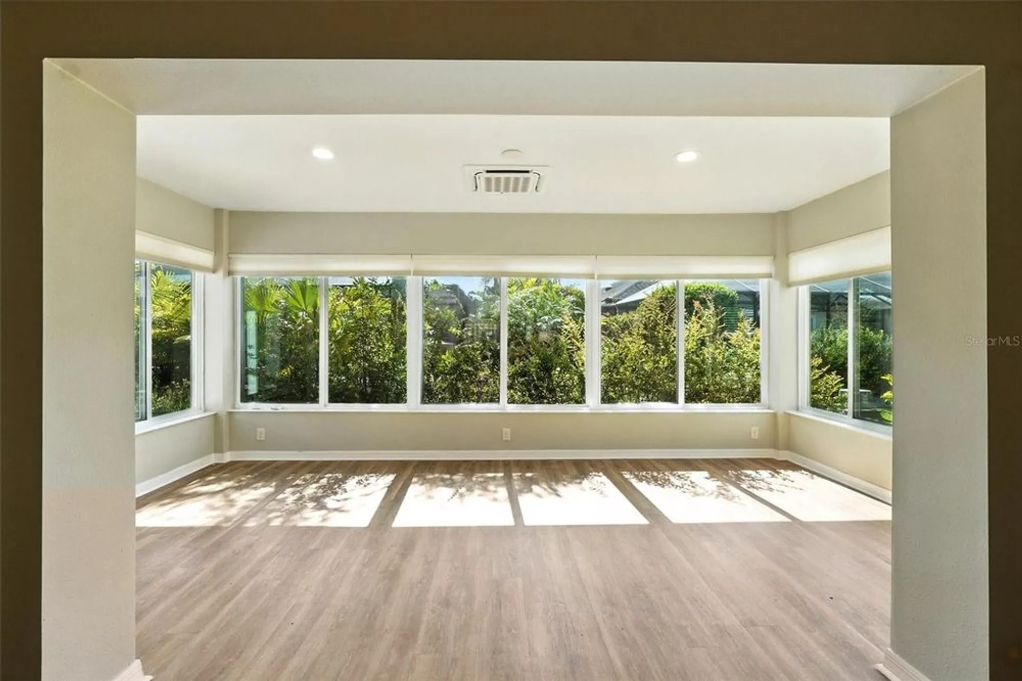 Property Slideshow image 6 of 42 | 2895 apache ct, The Villages, FL, 32163