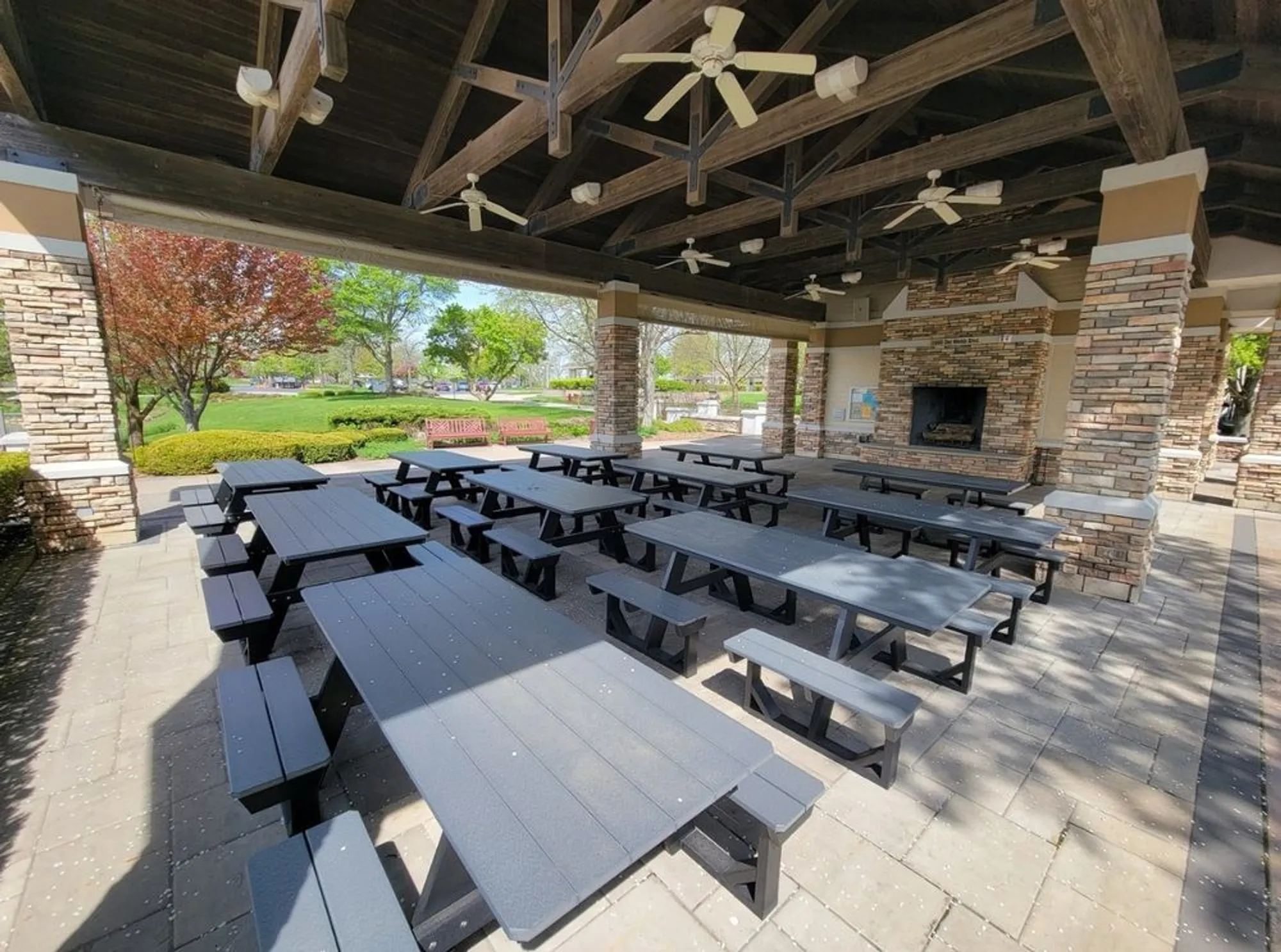 Property Slideshow image 24 of 33 | 12963 penefield ln, Huntley, IL, 60142