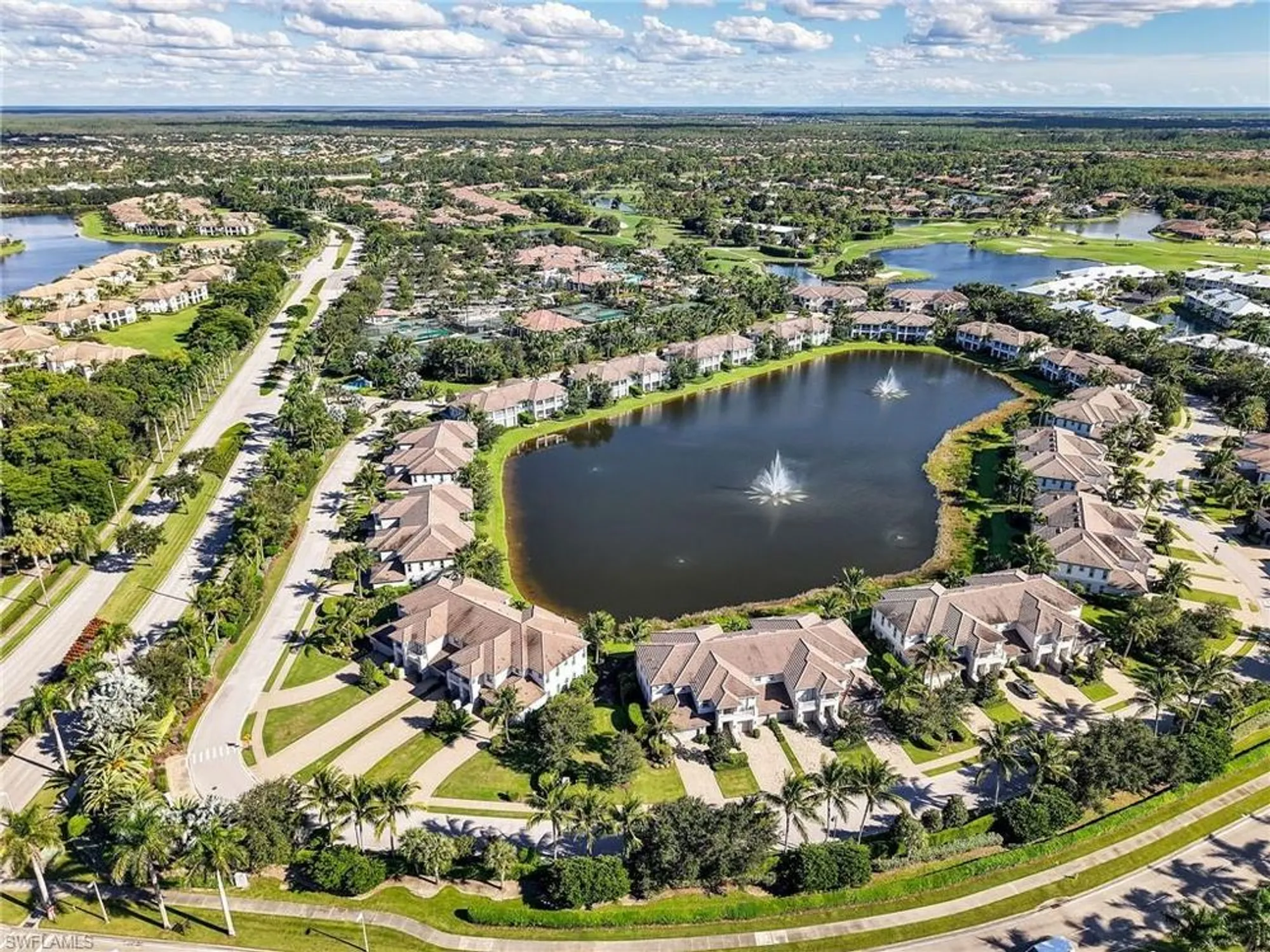 Property Slideshow image 40 of 49 | 8012 signature club cir unit 101, Naples, FL, 34113