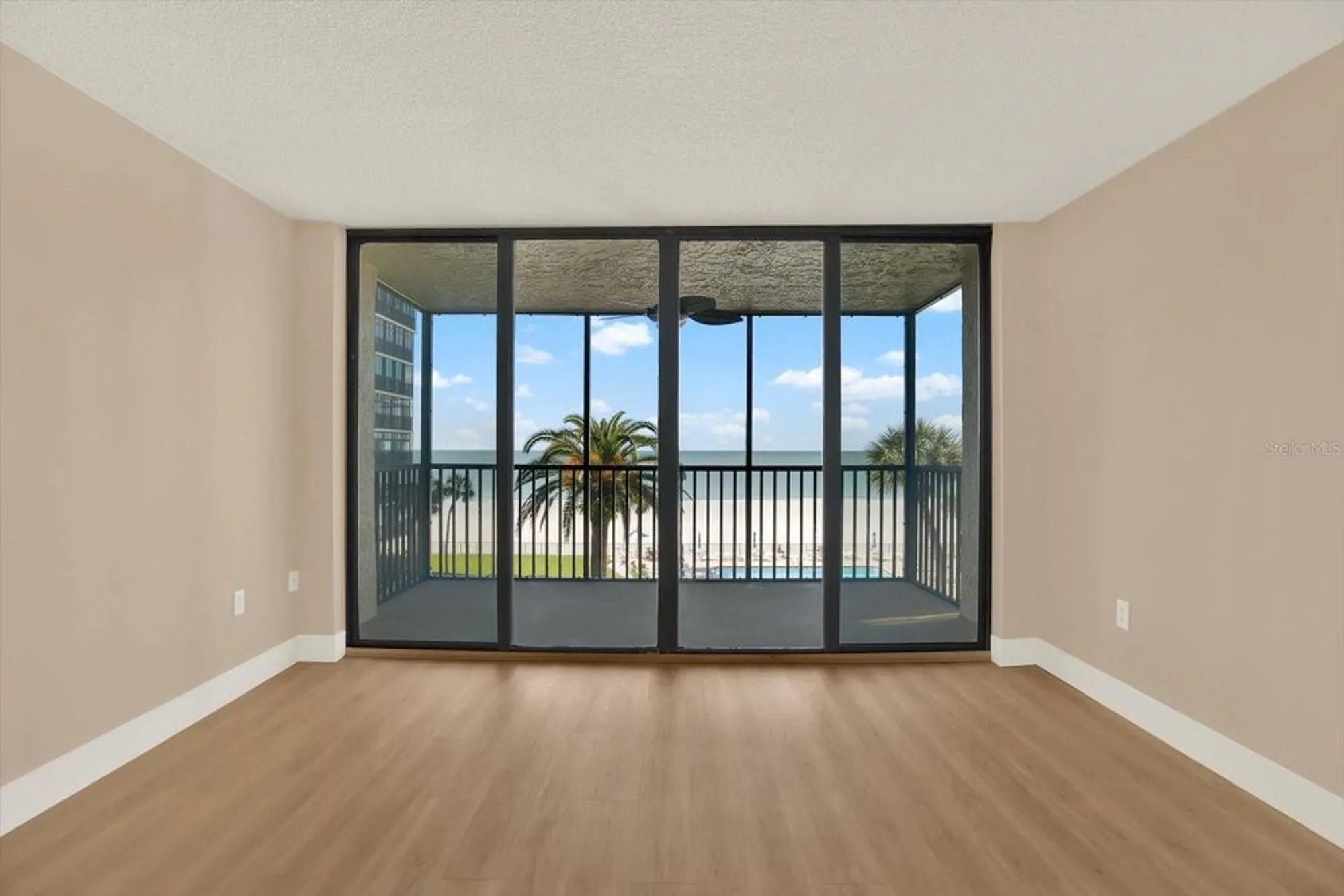 Property Slideshow image 3 of 35 | 18304 gulf blvd 311, Redington Shores, FL, 33708