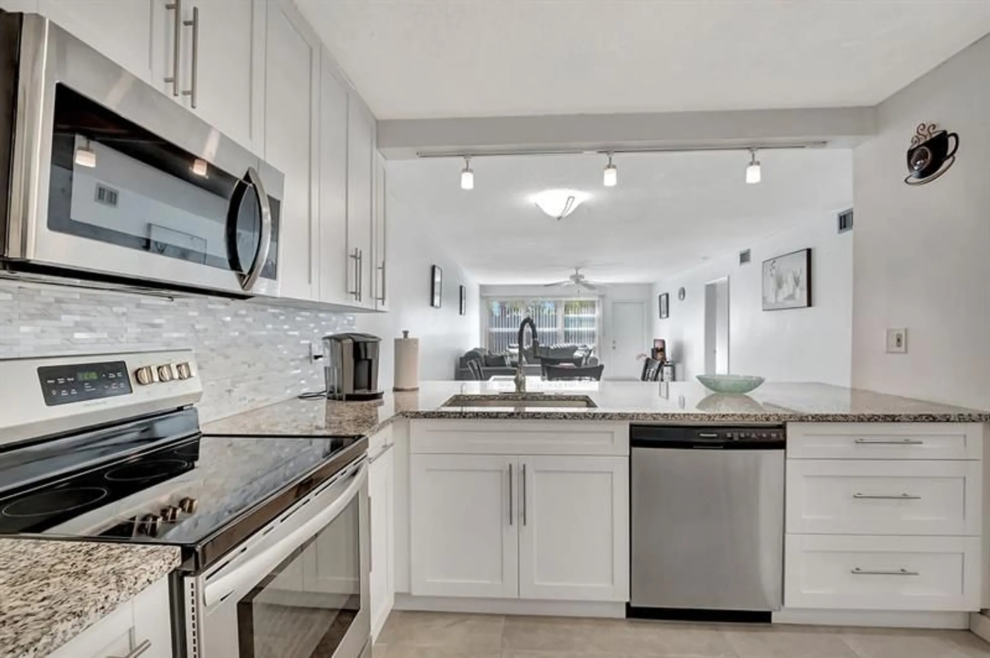 Property Slideshow image 8 of 52 | 9110 fairbanks ln apt 5, Boca Raton, FL, 33496