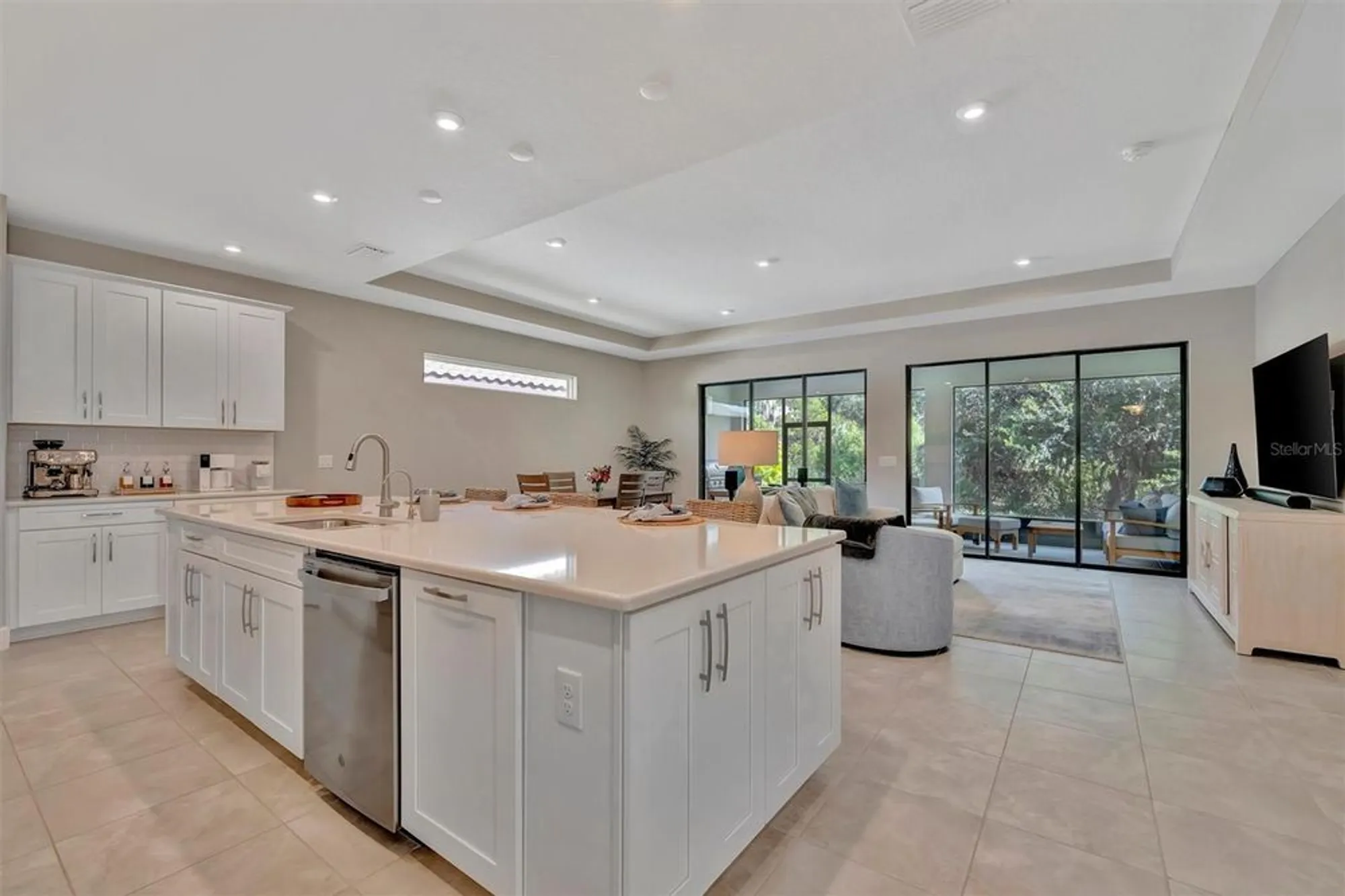 Property Slideshow image 13 of 71 | 5320 morey farms loop, Palmetto, FL, 34221