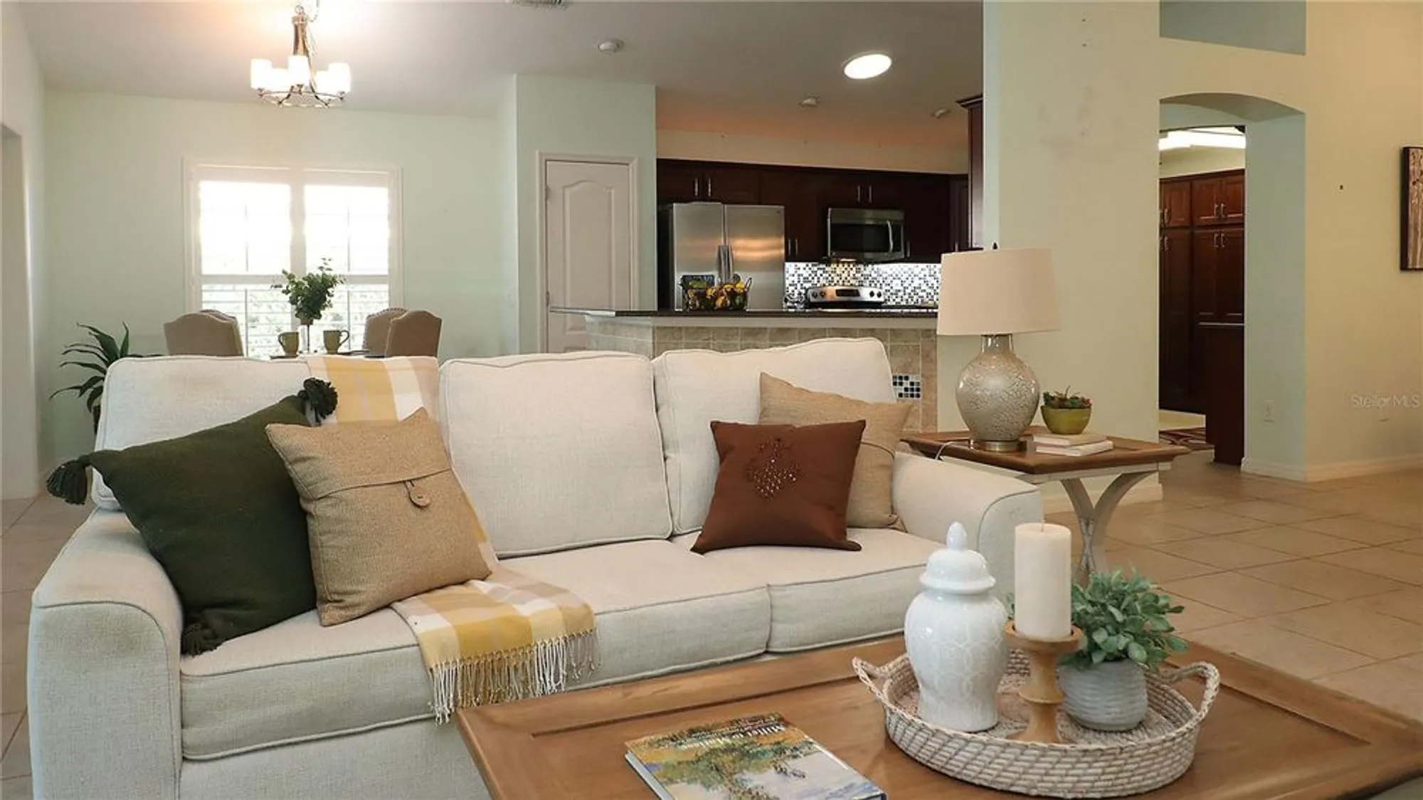 Property Slideshow image 9 of 60 | 1988 dove hollow run, The Villages, FL, 32162