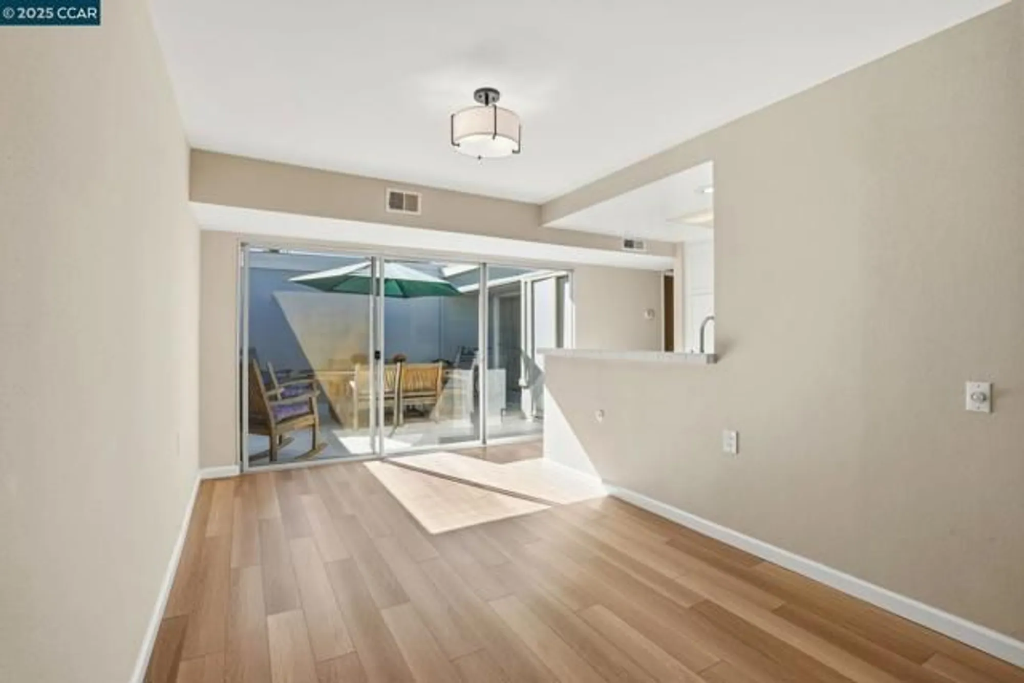 Property Slideshow image 9 of 29 | 2425 pine knoll dr 1, Walnut Creek, CA, 94595