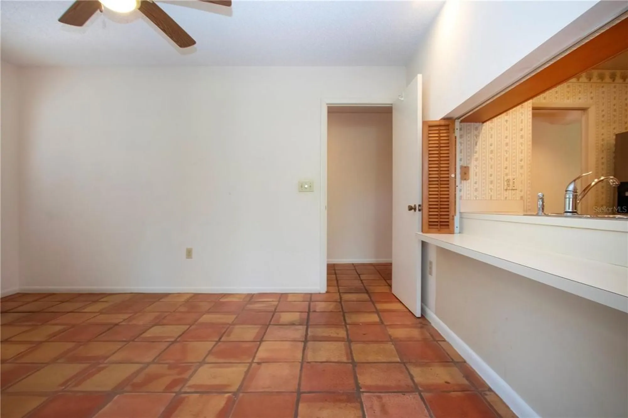 Property Slideshow image 30 of 48 | 4812 kestral park cir 20, Sarasota, FL, 34231