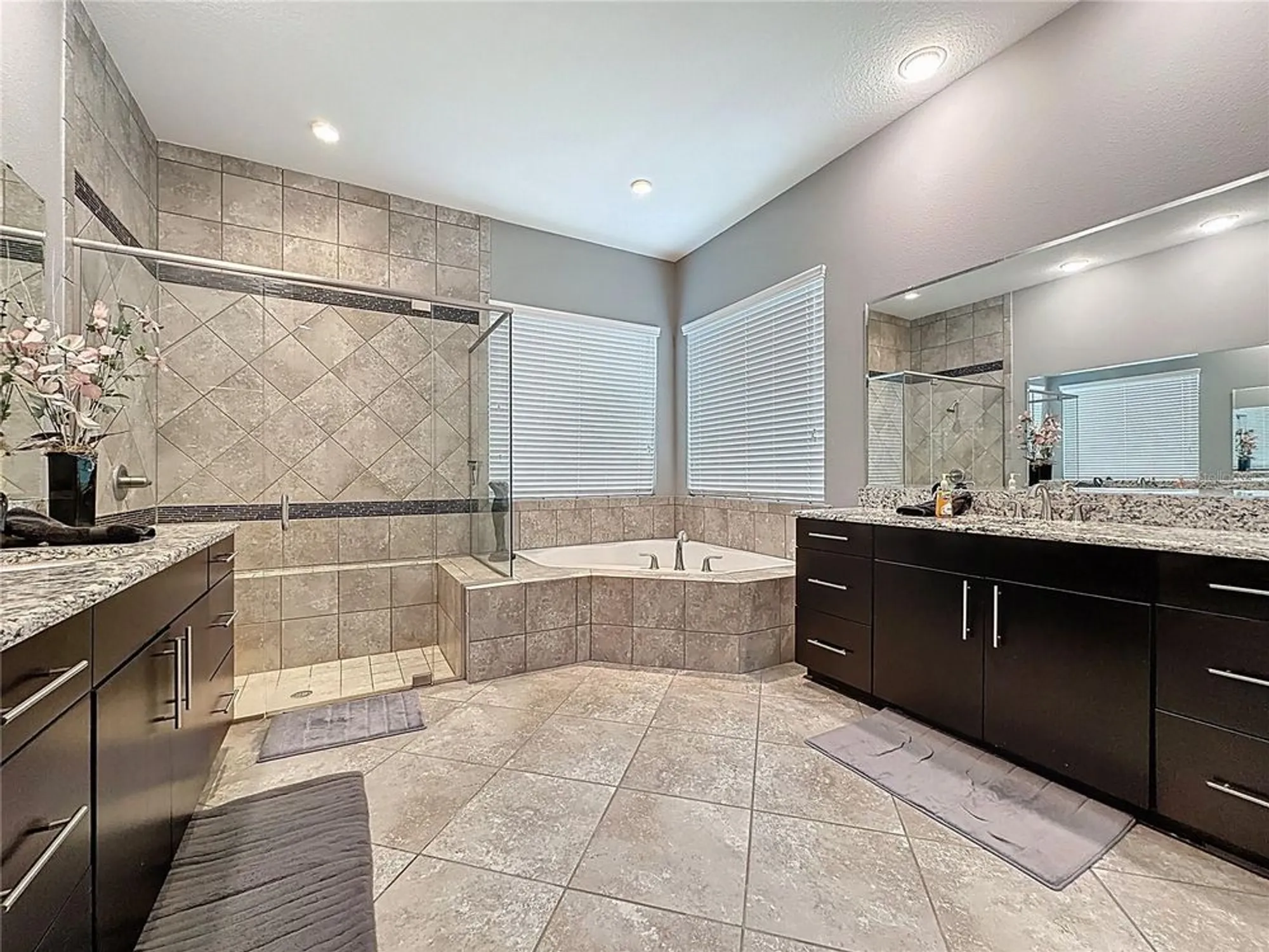 Property Slideshow image 44 of 97 | 107 balmy coast rd, Groveland, FL, 34736