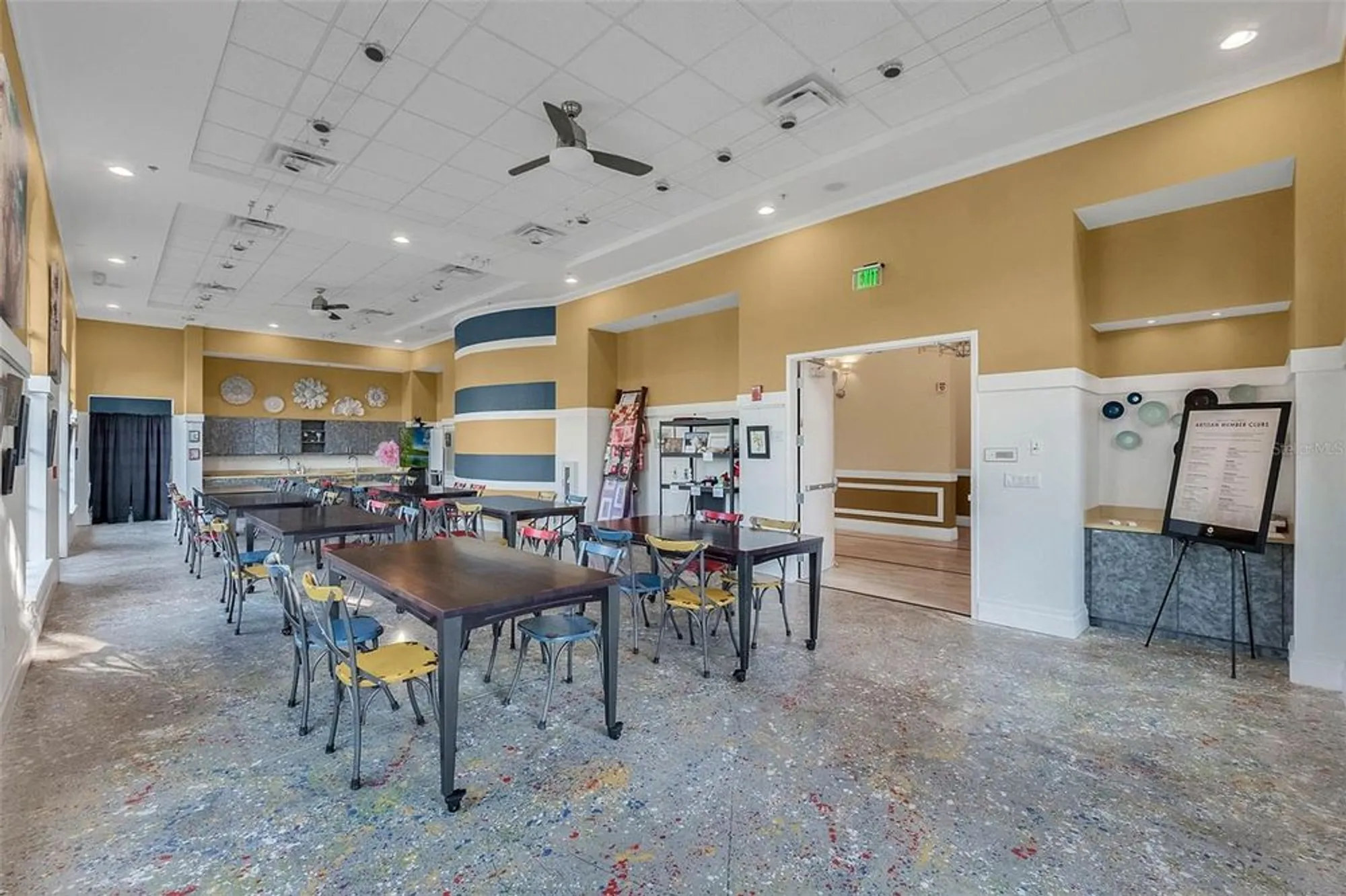 Property Slideshow image 47 of 54 | 228 bayou bend rd, Groveland, FL, 34736