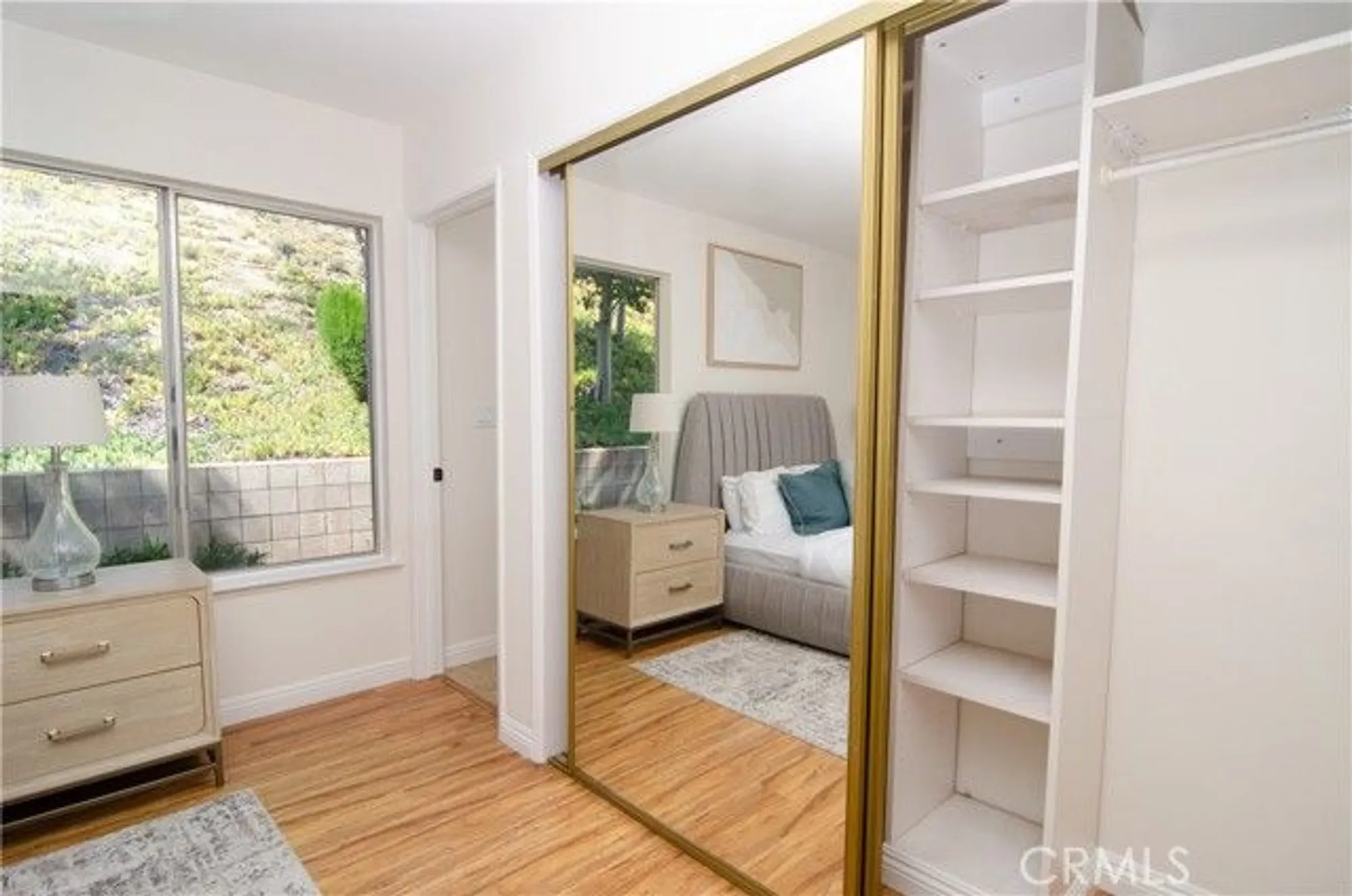 Property Slideshow image 30 of 44 | 26701 oak branch cir, Newhall, CA, 91321