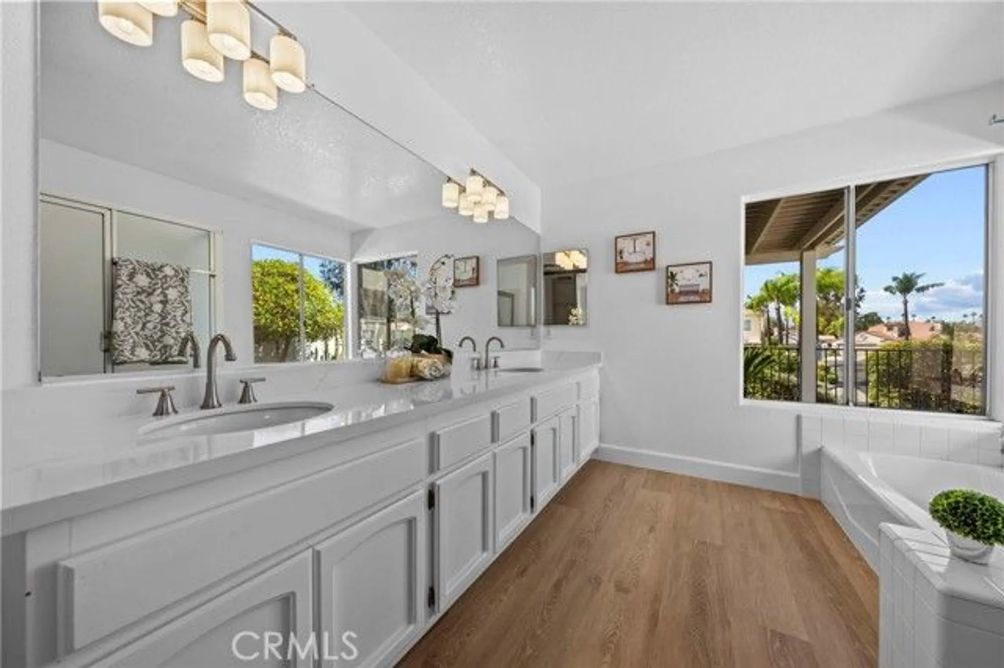 Property Slideshow image 25 of 46 | 40415 via francisco, Murrieta, CA, 92562
