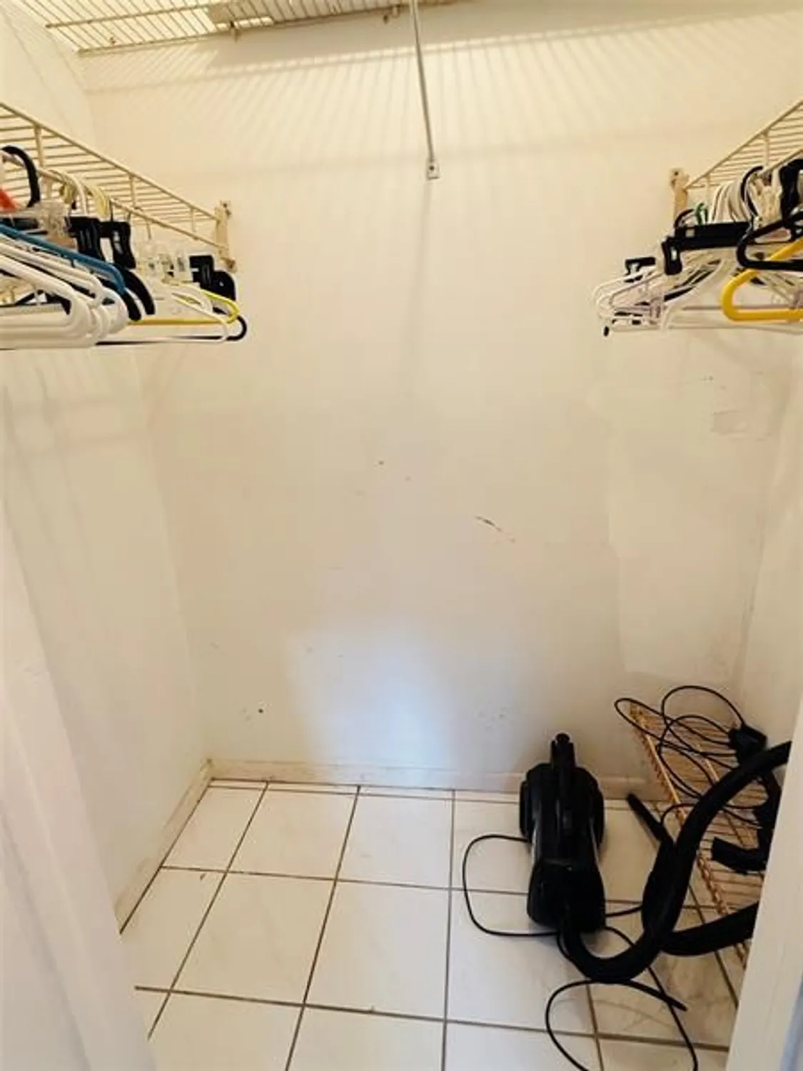 Property Slideshow image 18 of 18 | 3081 nw 47th ter 206, Lauderdale Lakes, FL, 33313