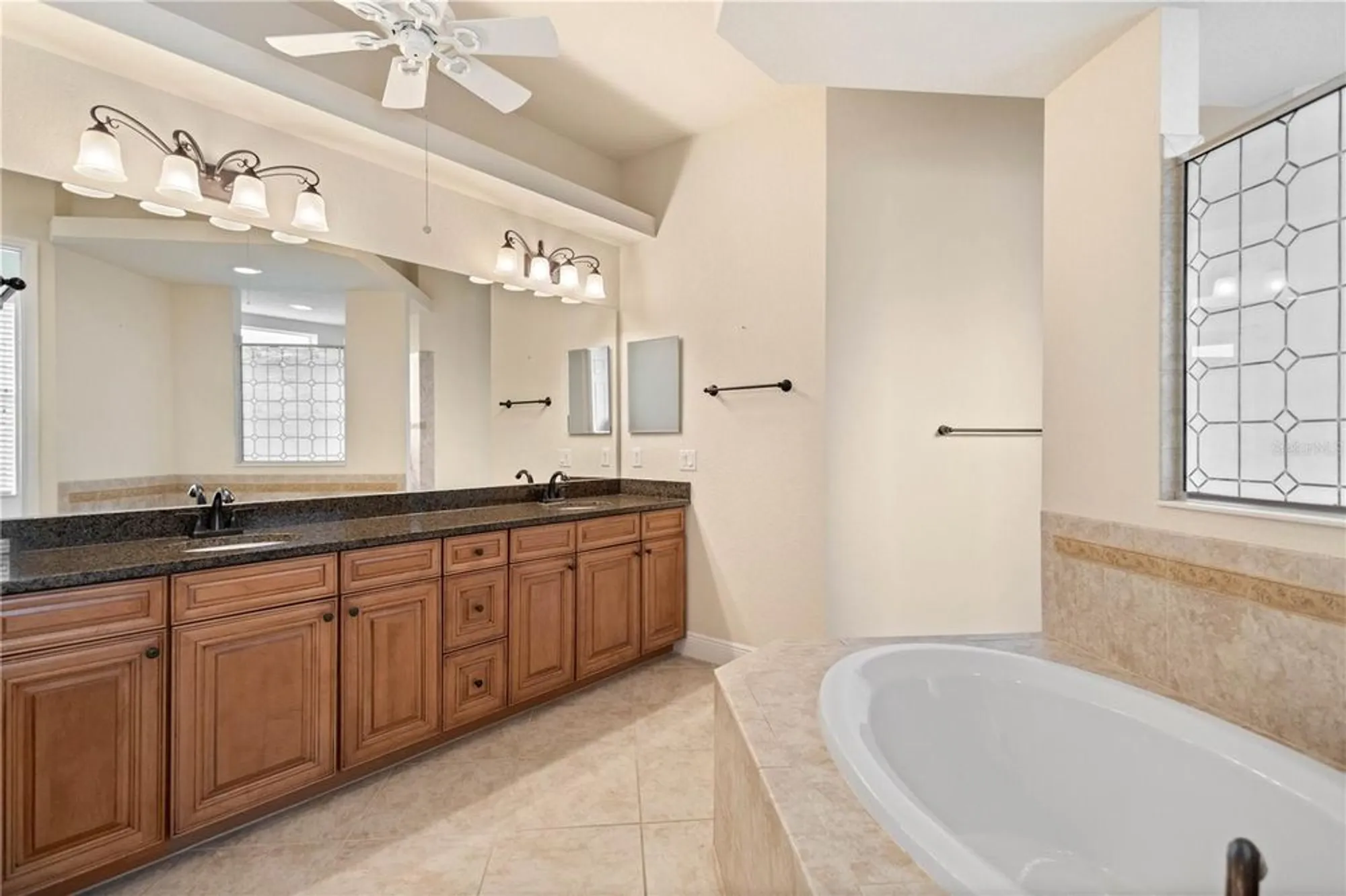 Property Slideshow image 21 of 67 | 1646 creek nine dr, North Port, FL, 34291
