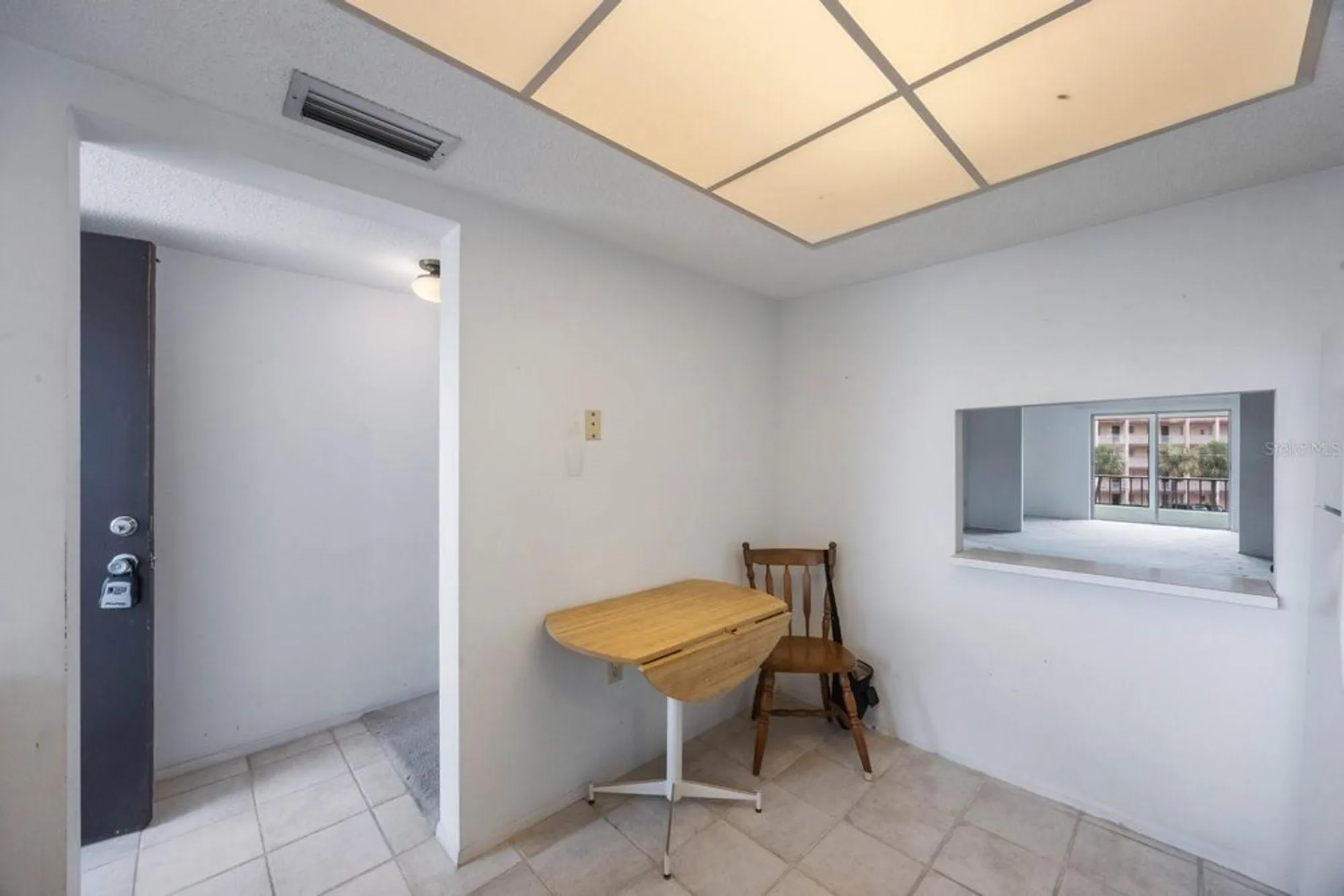 Property Slideshow image 6 of 39 | 4155 heron way # e-301, Bradenton, FL, 34205