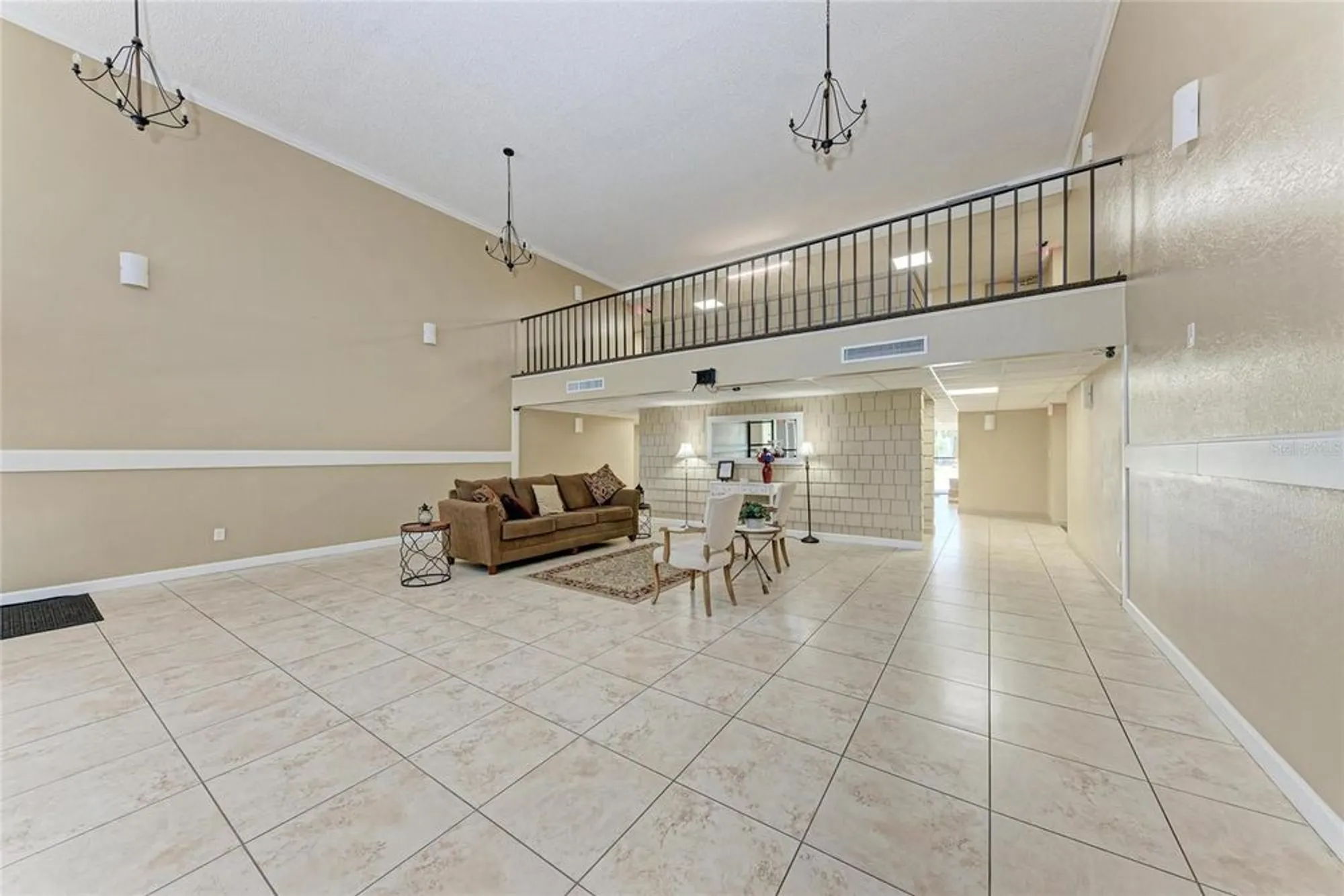 Property Slideshow image 4 of 62 | 2300 aaron st apt 204, Port Charlotte, FL, 33952