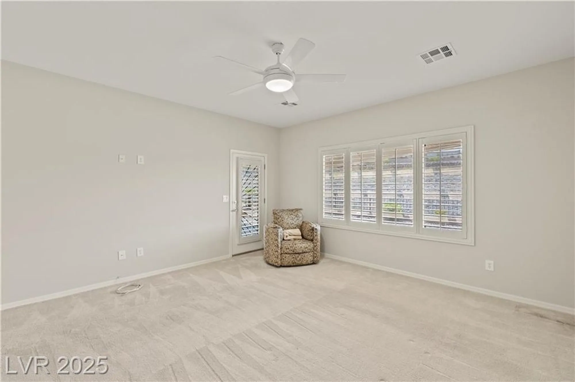 Property Slideshow image 18 of 31 | 2151 shadow canyon dr, Henderson, NV, 89044