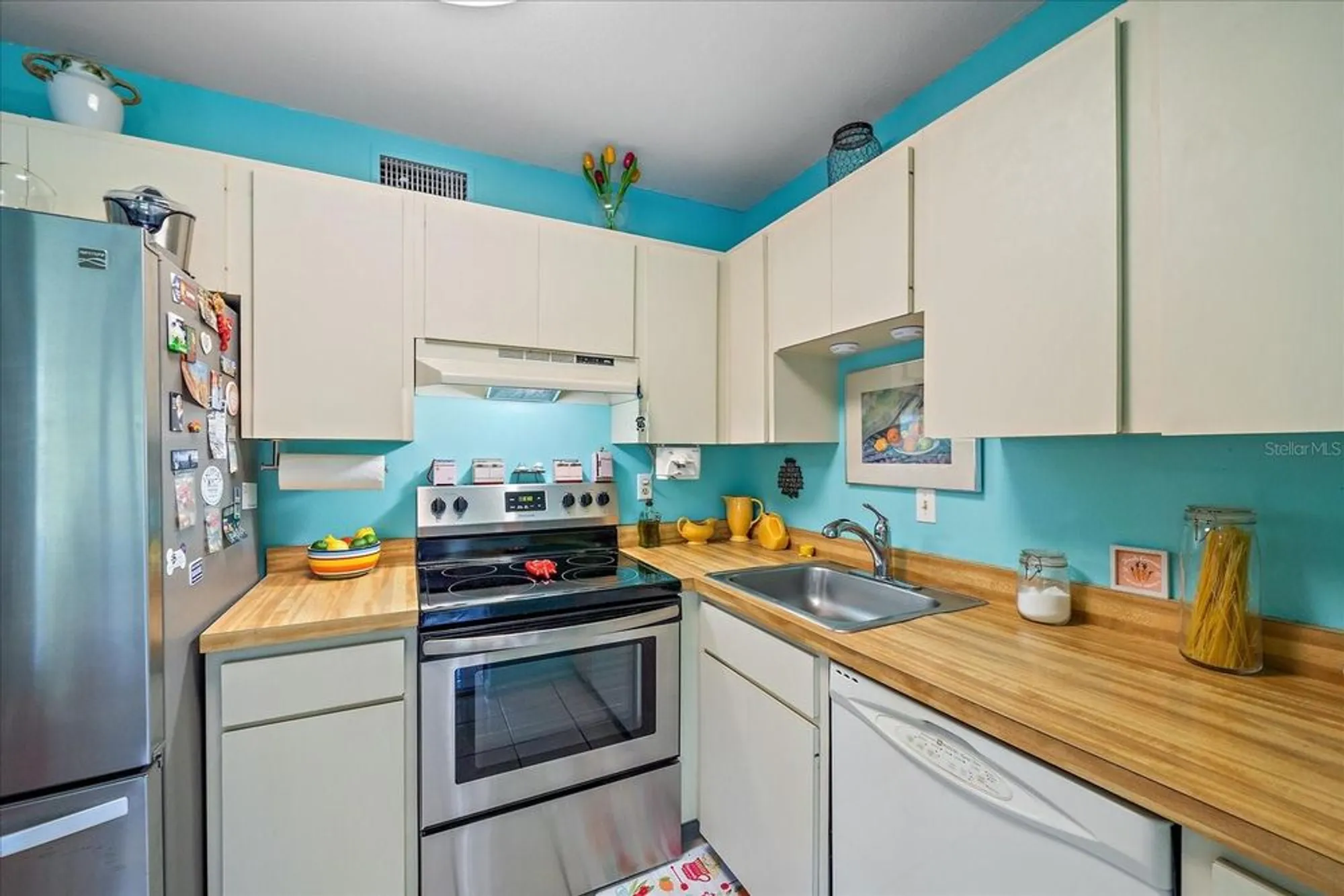 Property Slideshow image 5 of 34 | 6040 oak creek ln 1822, Bradenton, FL, 34210