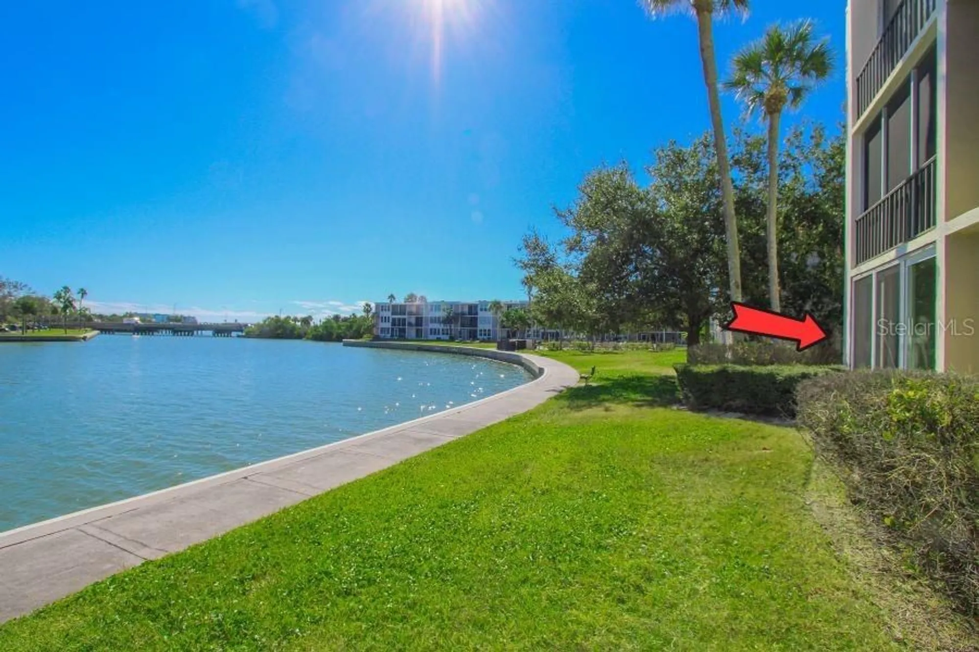 Property Slideshow image 33 of 45 | 7425 bay island dr 108, South Pasadena, FL, 33707