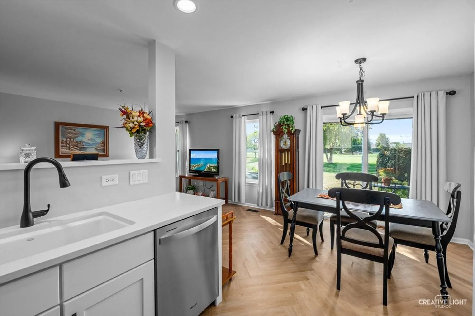 Property Slideshow image 7 of 17 | 13848 s balsam ln a, Plainfield, IL, 60544