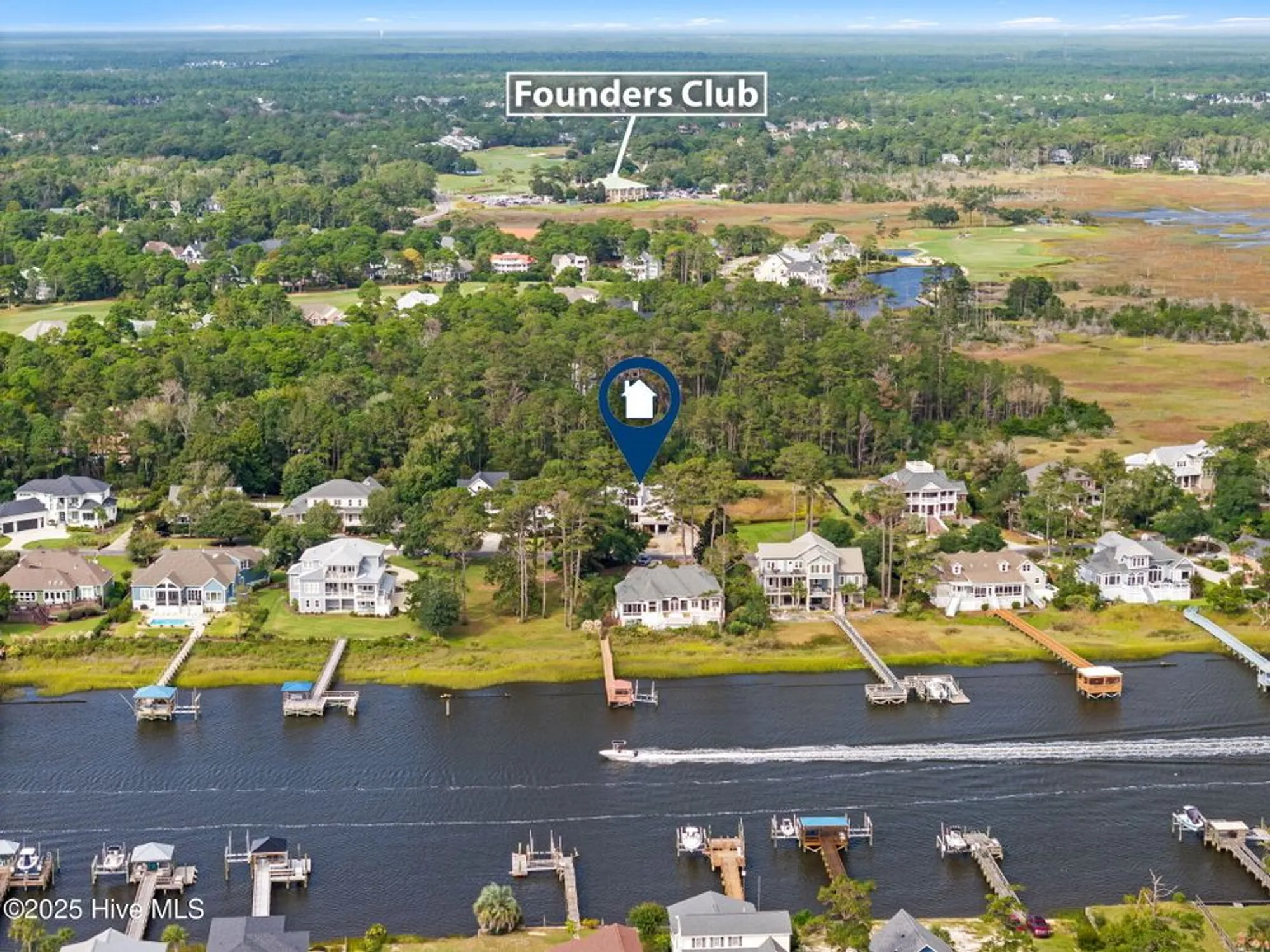 Property Slideshow image 5 of 71 | 2611 mariners way, Southport, NC, 28461